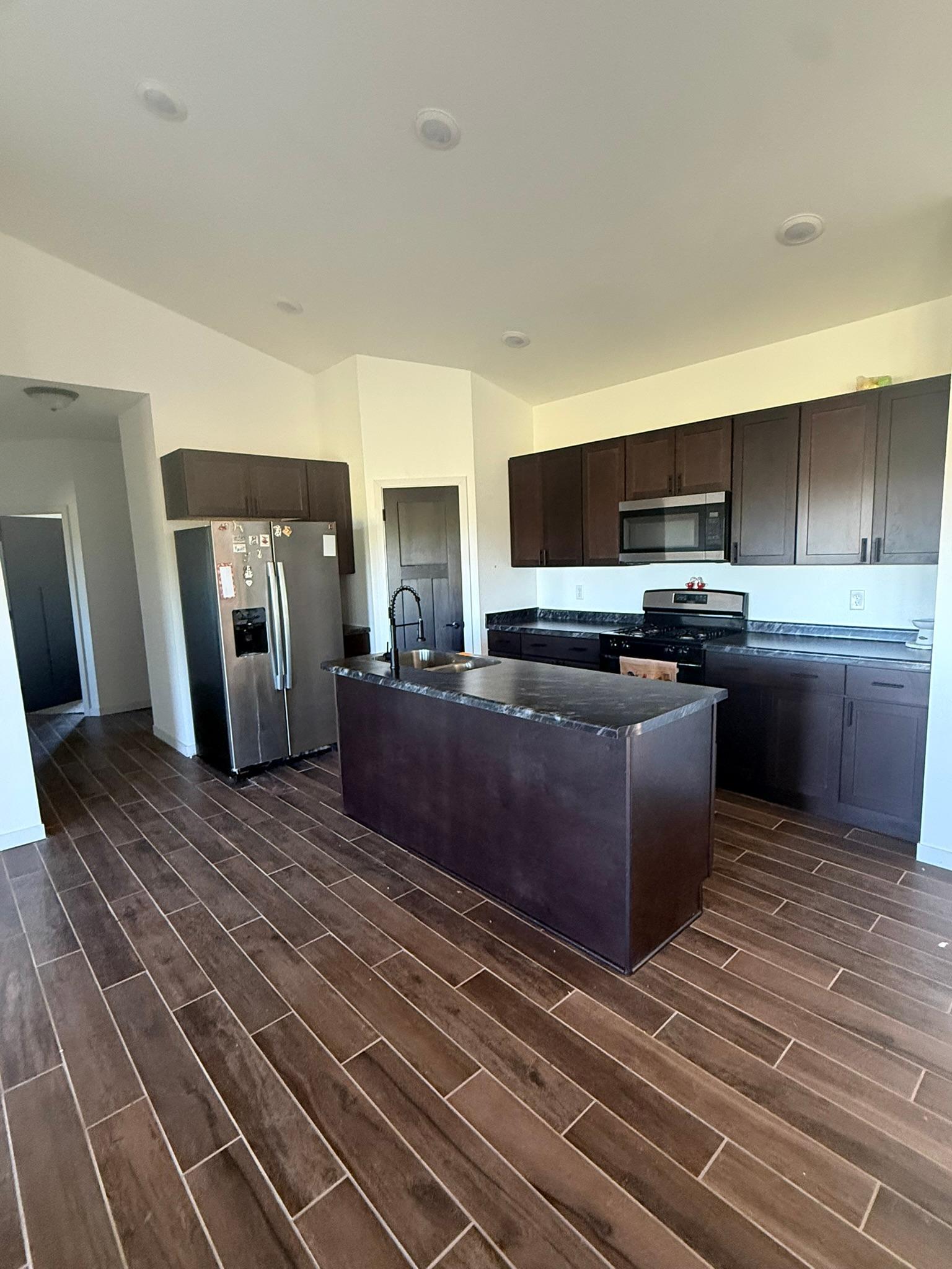 2021 single family home for sale at 2158 Fighting Sioux Loop NW in Baudette, MN — 3 bed, 2 bath (photo 28 of 51)