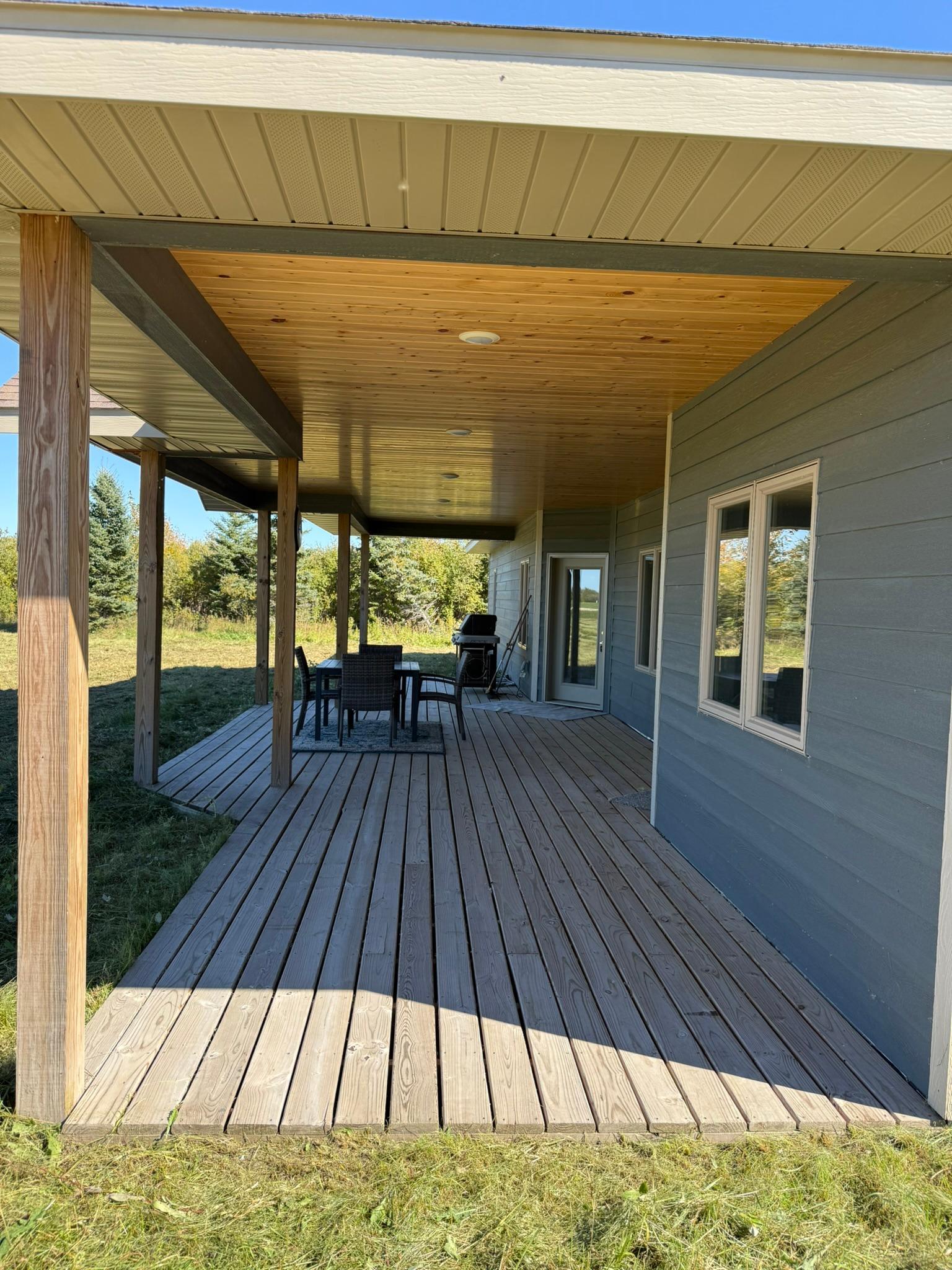 2021 single family home for sale at 2158 Fighting Sioux Loop NW in Baudette, MN — 3 bed, 2 bath (photo 6 of 51)