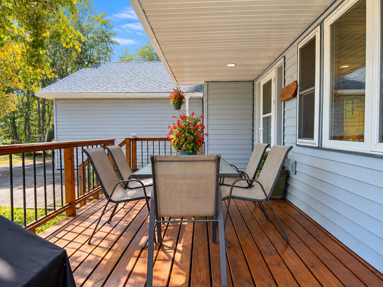 1999 single family home for sale at 17653 County 18 in Park Rapids, MN — 4 bed, 3 bath (photo 5 of 39)