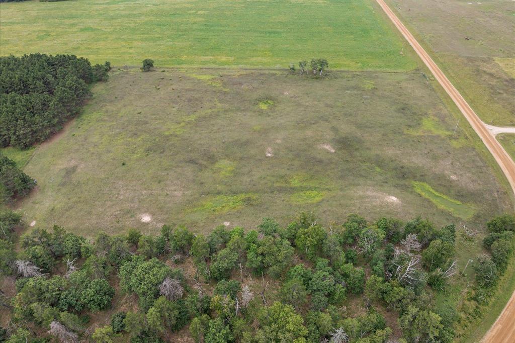 1970 single family home for sale at 22901 240th Street in Nevis, MN — 4 bed, 3 bath (photo 9 of 14)