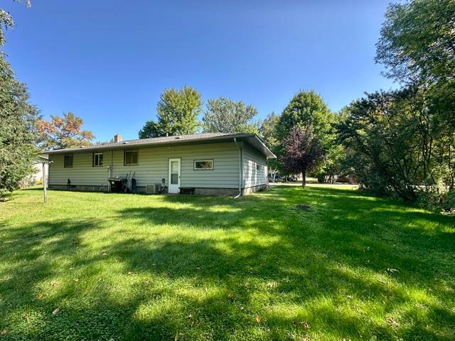 1973 single family home for sale at 416 S Sunset Avenue in Parkers Prairie, MN — 2 bed, 2 bath (photo 3 of 26)