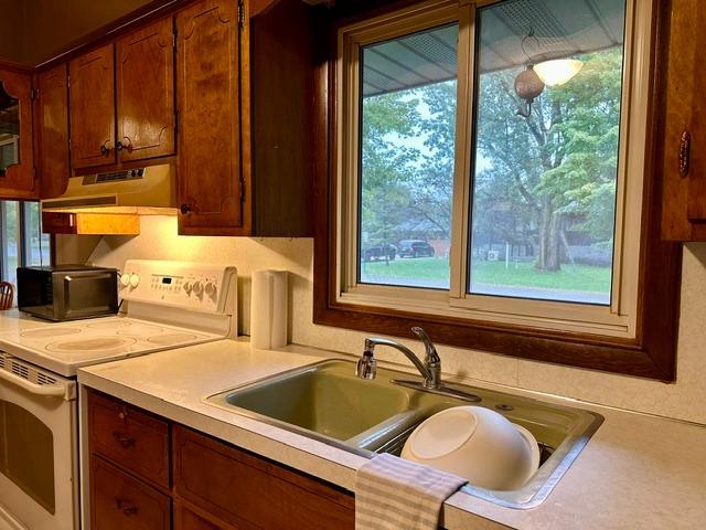 1973 single family home for sale at 416 S Sunset Avenue in Parkers Prairie, MN — 2 bed, 2 bath (photo 9 of 26)
