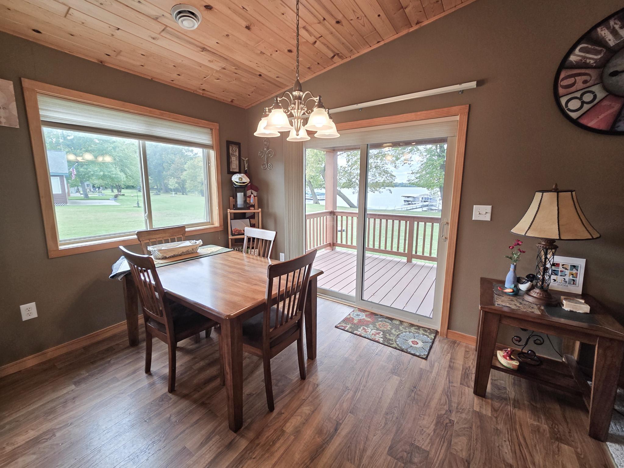 2007 single family home for sale at 37871 Long Harbor Lane in Frazee, MN — 3 bed, 3 bath (photo 5 of 20)