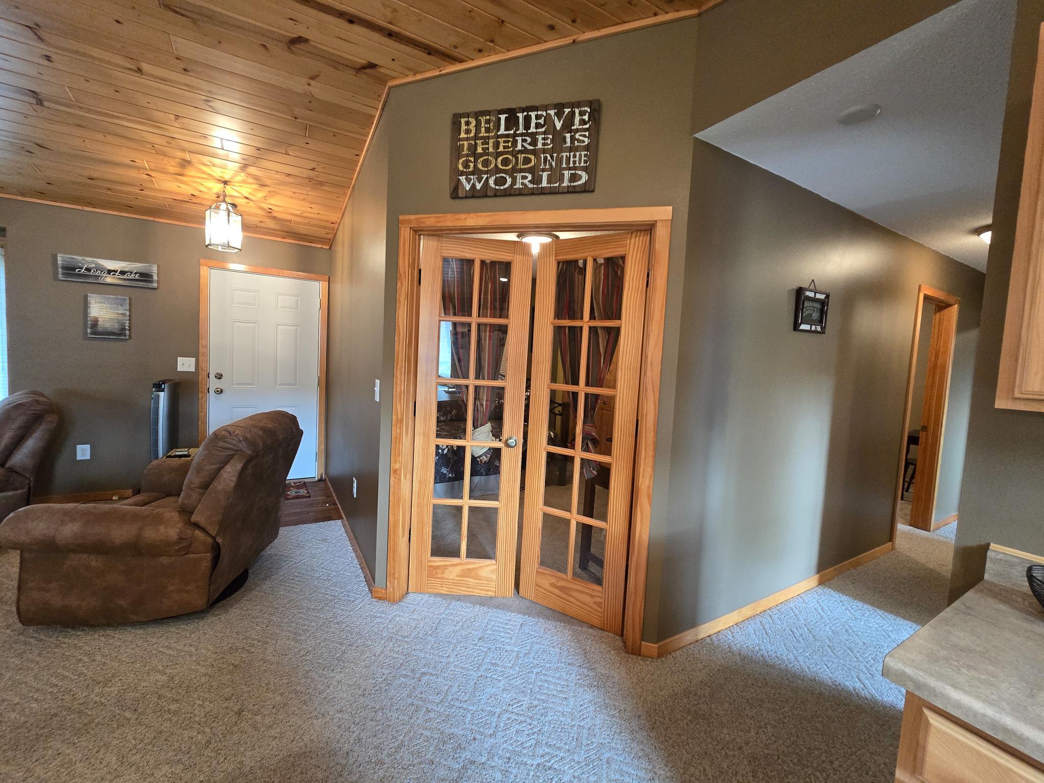 2007 single family home for sale at 37871 Long Harbor Lane in Frazee, MN — 3 bed, 3 bath (photo 8 of 20)