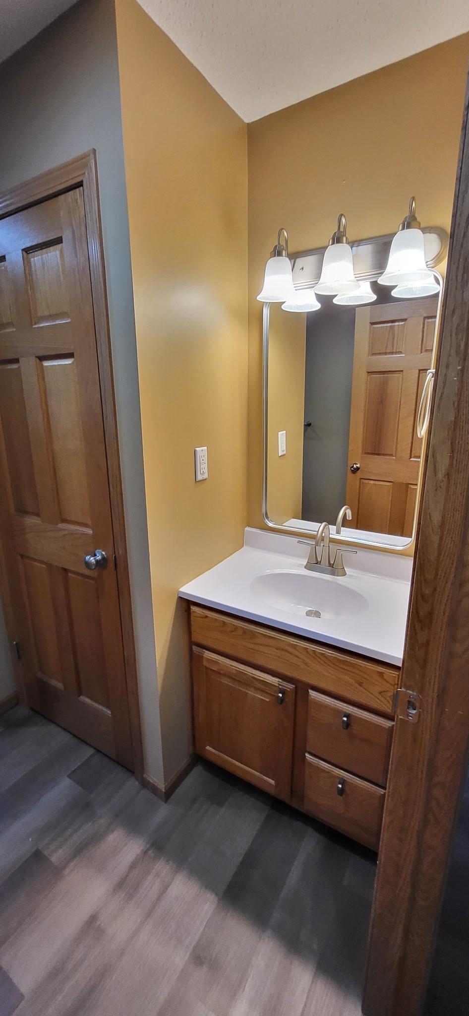 1997 single family home for sale at 18462 Becker Line Road in Park Rapids, MN — 4 bed, 2 bath (photo 18 of 48)