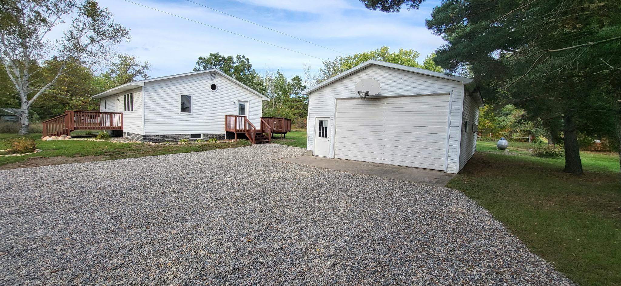 1997 single family home for sale at 18462 Becker Line Road in Park Rapids, MN — 4 bed, 2 bath (photo 41 of 48)