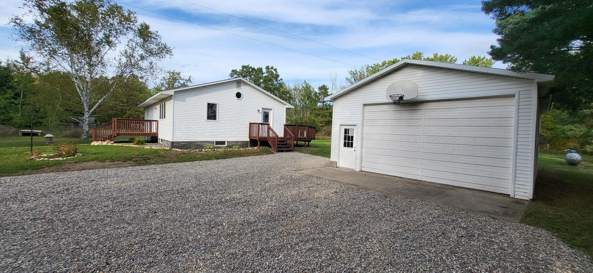 1997 single family home for sale at 18462 Becker Line Road in Park Rapids, MN — 4 bed, 2 bath (photo 42 of 48)