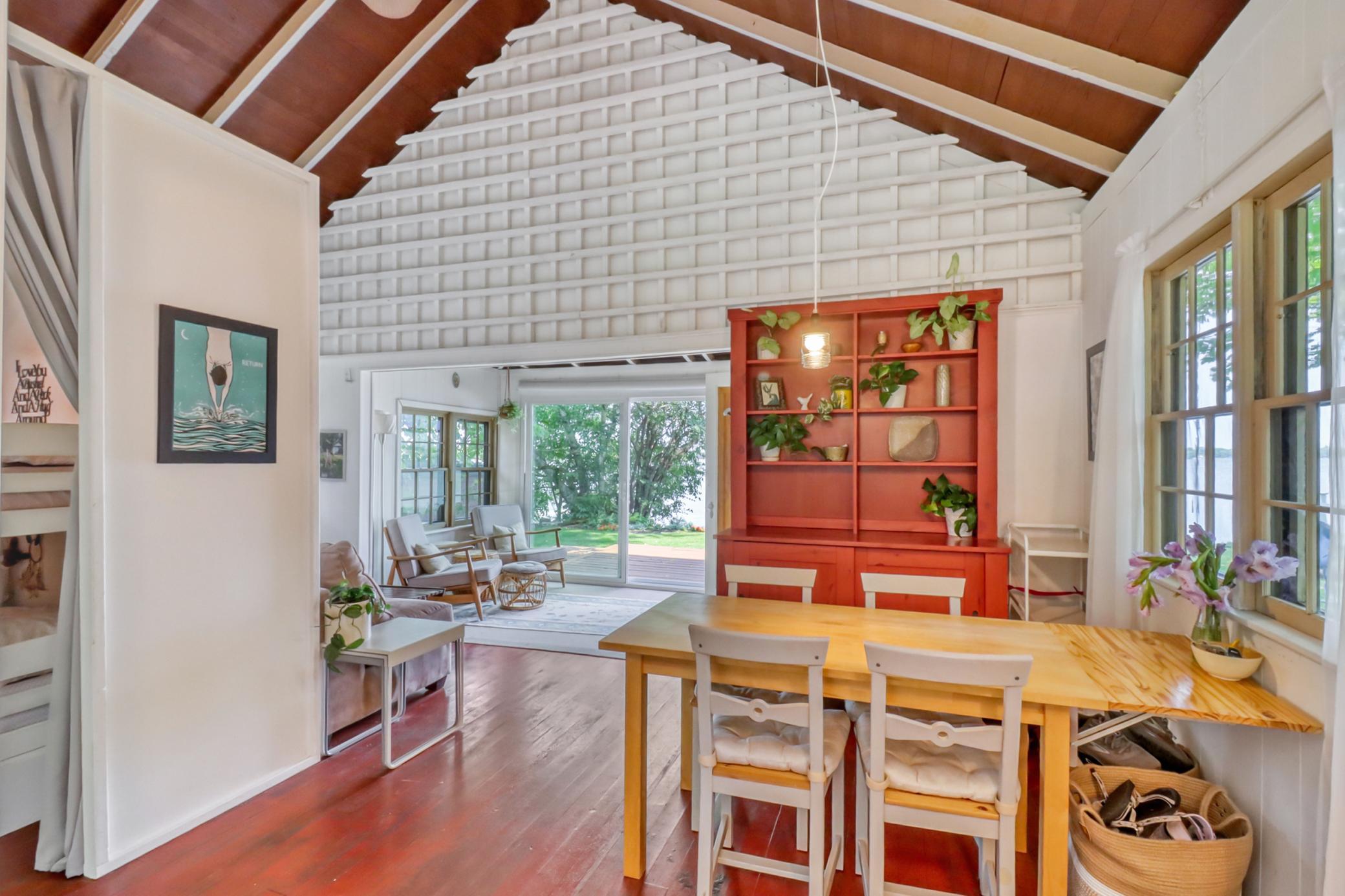 1940 single family home for sale at 180 Shorewood Drive in Detroit Lakes, MN — 2 bed, 1 bath (photo 20 of 40)