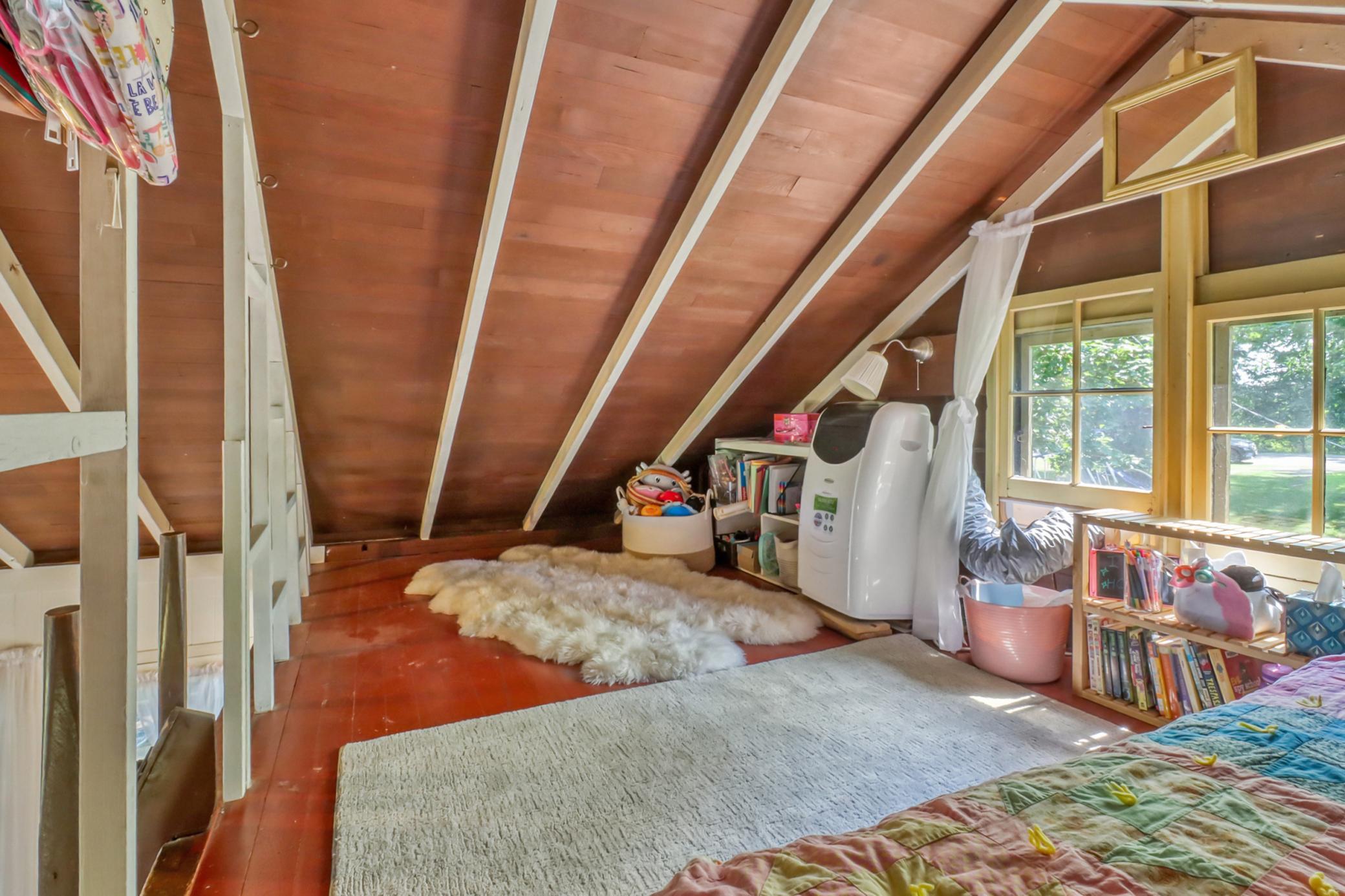 1940 single family home for sale at 180 Shorewood Drive in Detroit Lakes, MN — 2 bed, 1 bath (photo 33 of 40)