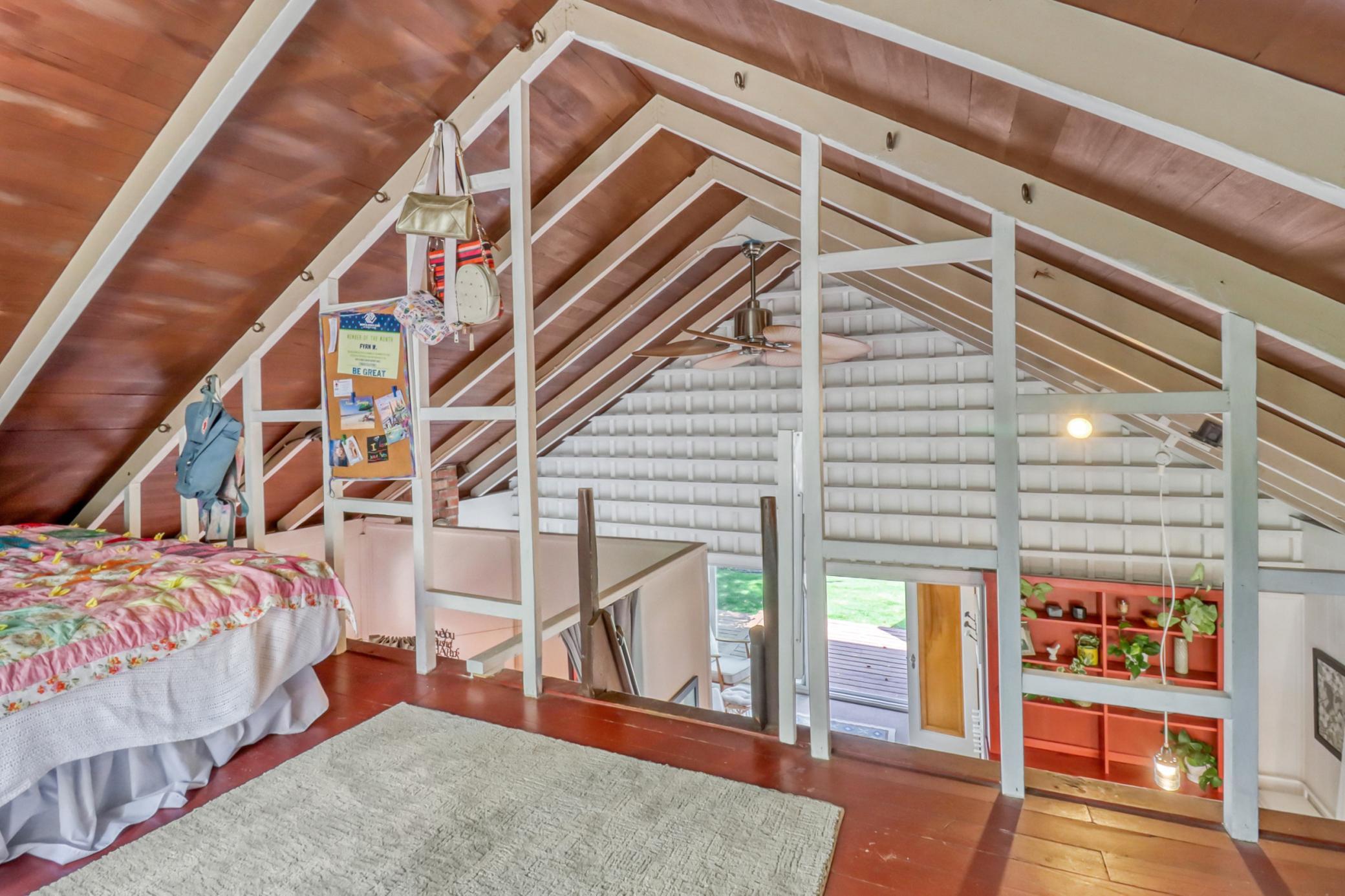 1940 single family home for sale at 180 Shorewood Drive in Detroit Lakes, MN — 2 bed, 1 bath (photo 7 of 40)