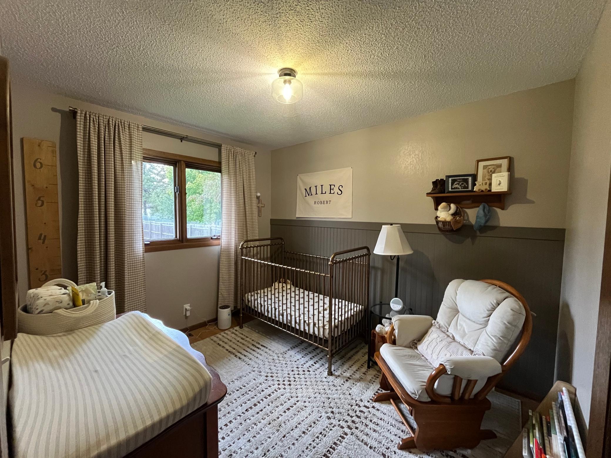 1985 single family home for sale at 407 W Washington Avenue in Mahnomen, MN — 4 bed, 2 bath (photo 21 of 51)