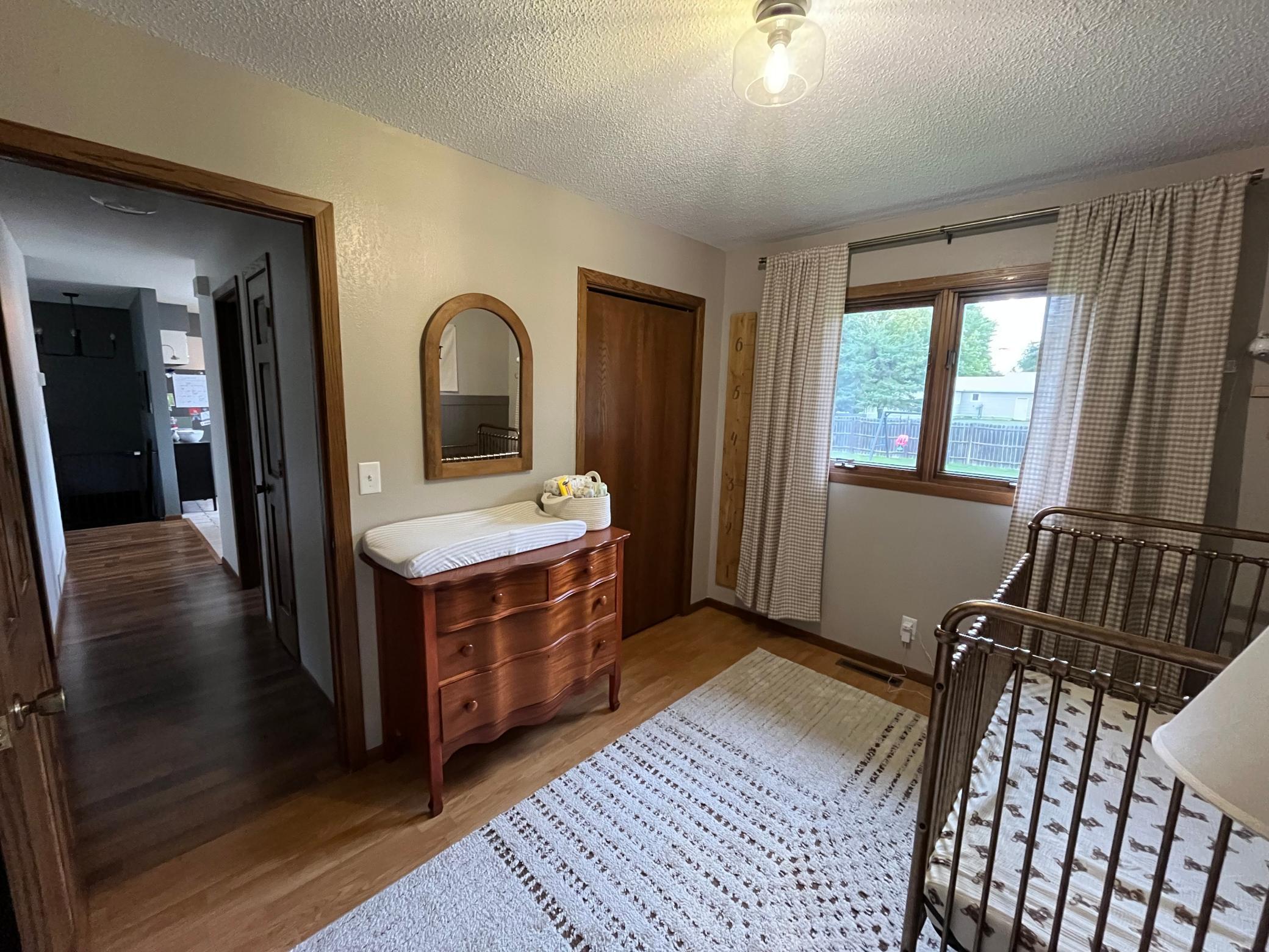 1985 single family home for sale at 407 W Washington Avenue in Mahnomen, MN — 4 bed, 2 bath (photo 22 of 51)