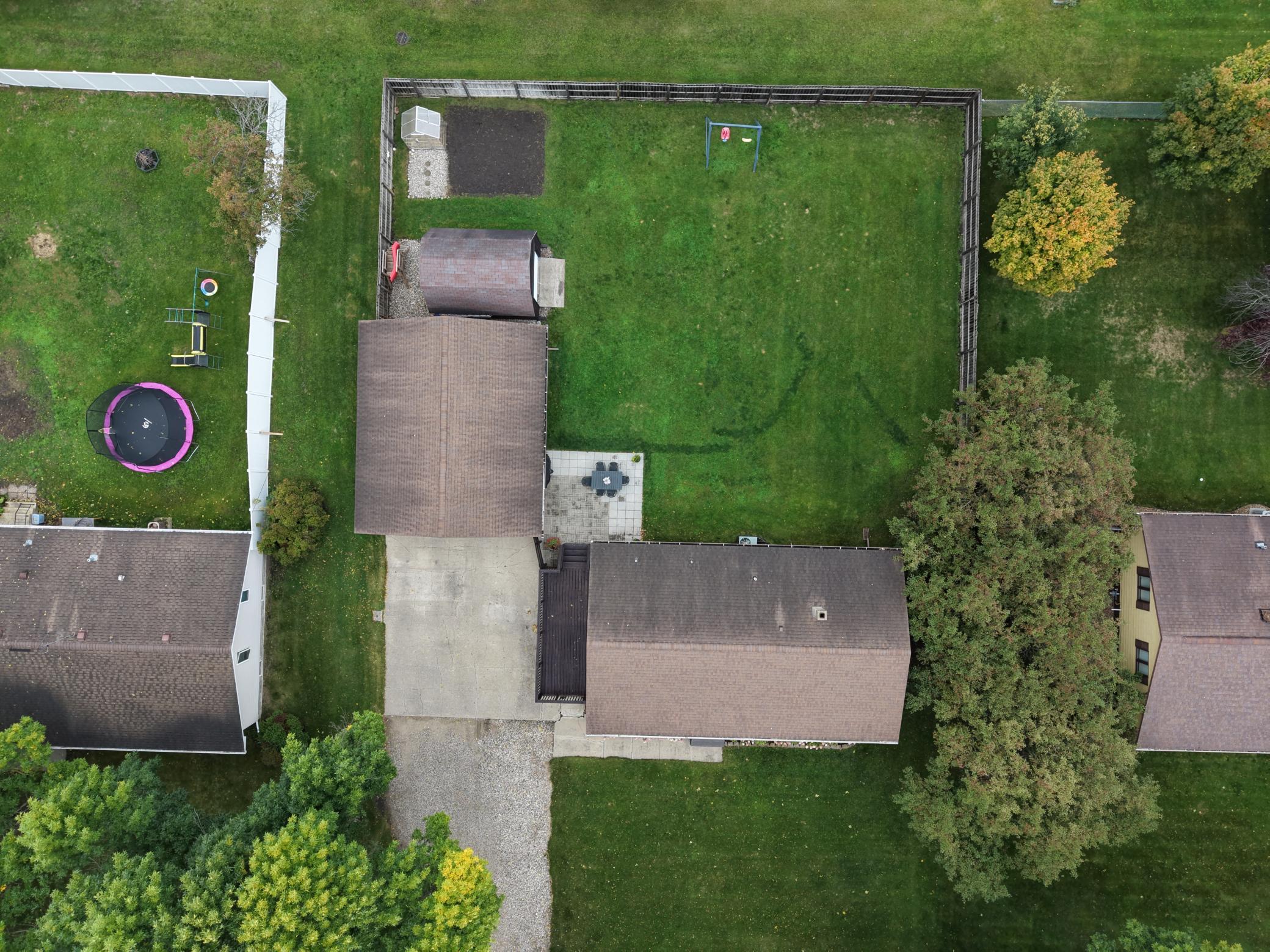 1985 single family home for sale at 407 W Washington Avenue in Mahnomen, MN — 4 bed, 2 bath (photo 45 of 51)