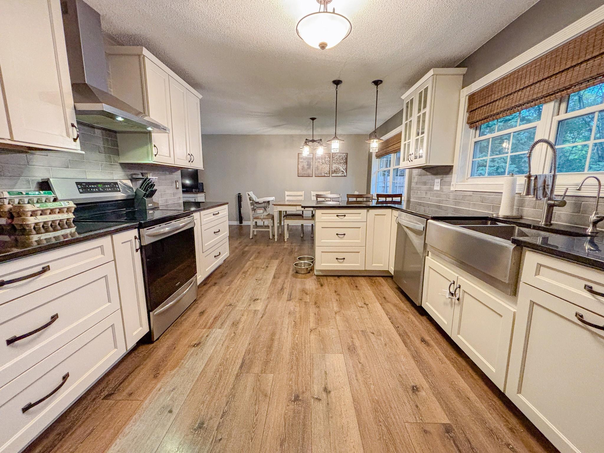 1970 single family home for sale at 1628 Weyrens Road in Fergus Falls, MN — 3 bed, 2 bath (photo 13 of 66)