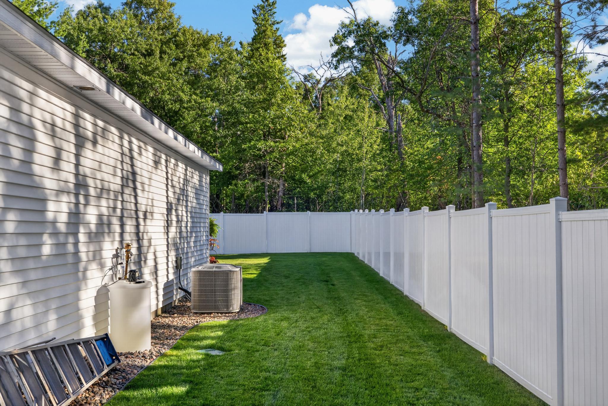 2025 single family home for sale at 4218 See Gull Cove in Brainerd, MN — 3 bed, 2 bath (photo 26 of 36)