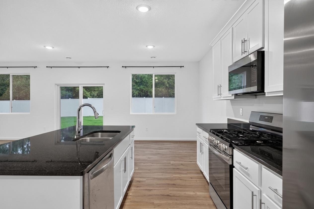2025 single family home for sale at 4218 See Gull Cove in Brainerd, MN — 3 bed, 2 bath (photo 5 of 36)