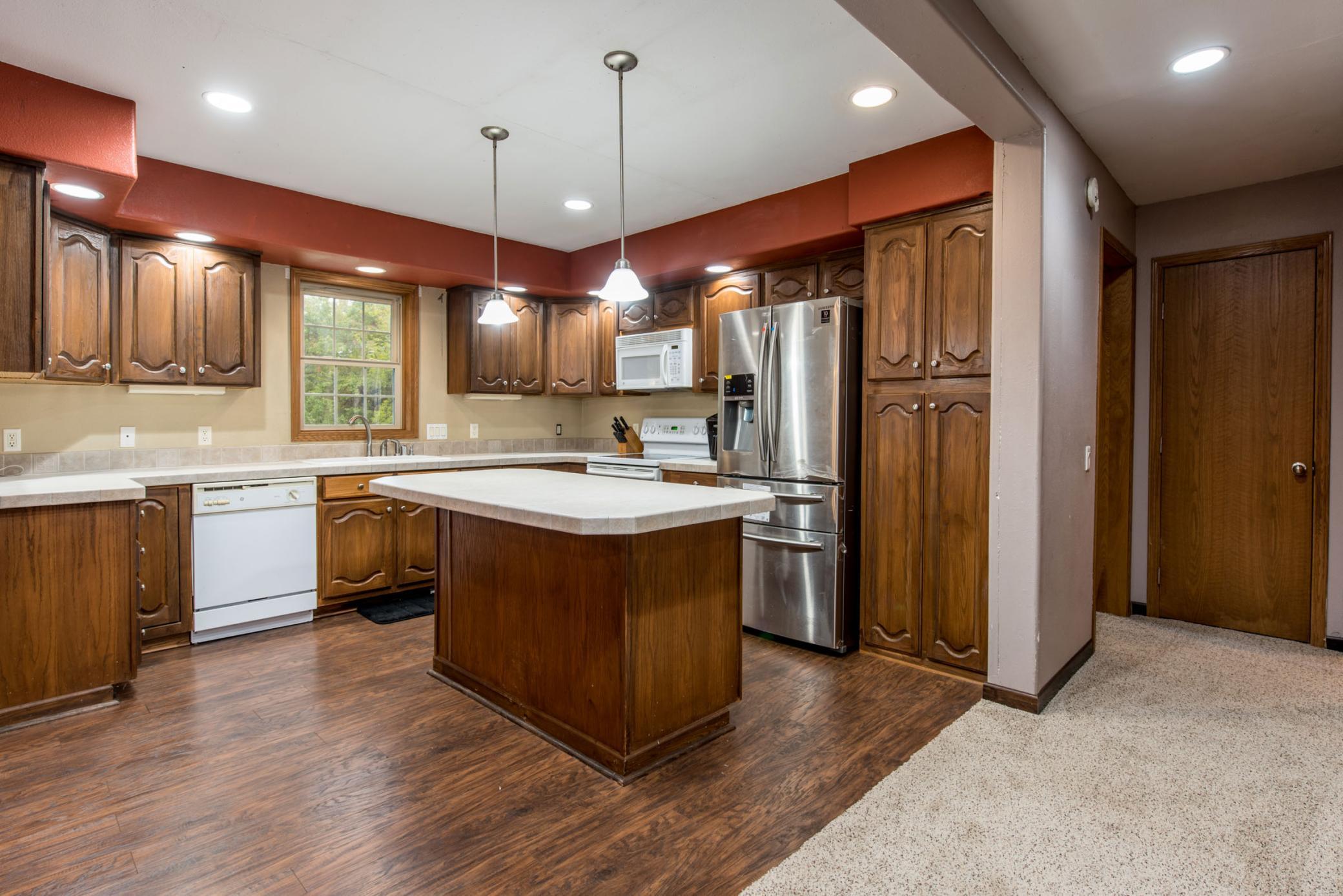 2006 single family home for sale at 2769 N Oaks Lane NW in Garfield, MN — 3 bed, 3 bath (photo 2 of 38)