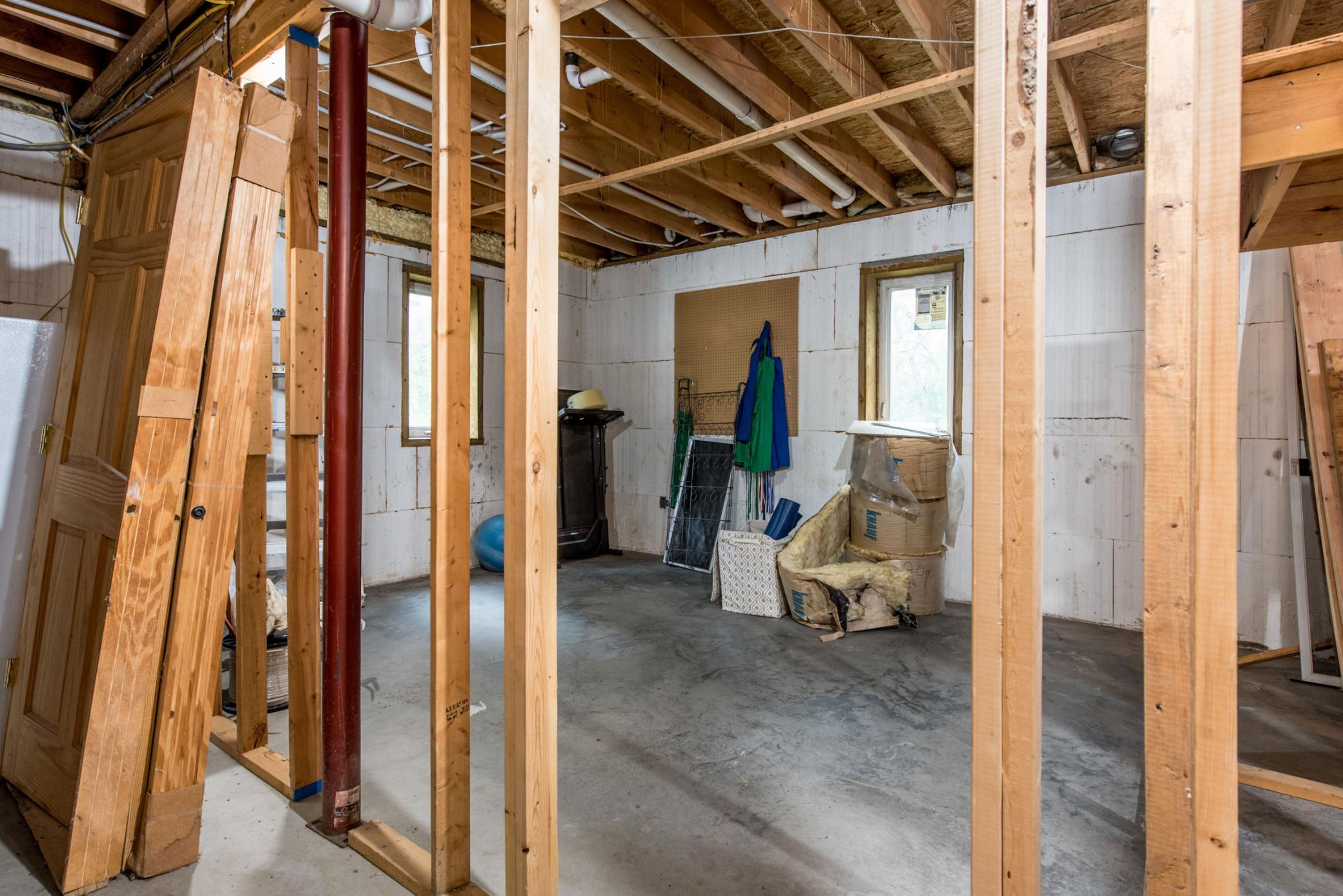 2006 single family home for sale at 2769 N Oaks Lane NW in Garfield, MN — 3 bed, 3 bath (photo 21 of 38)