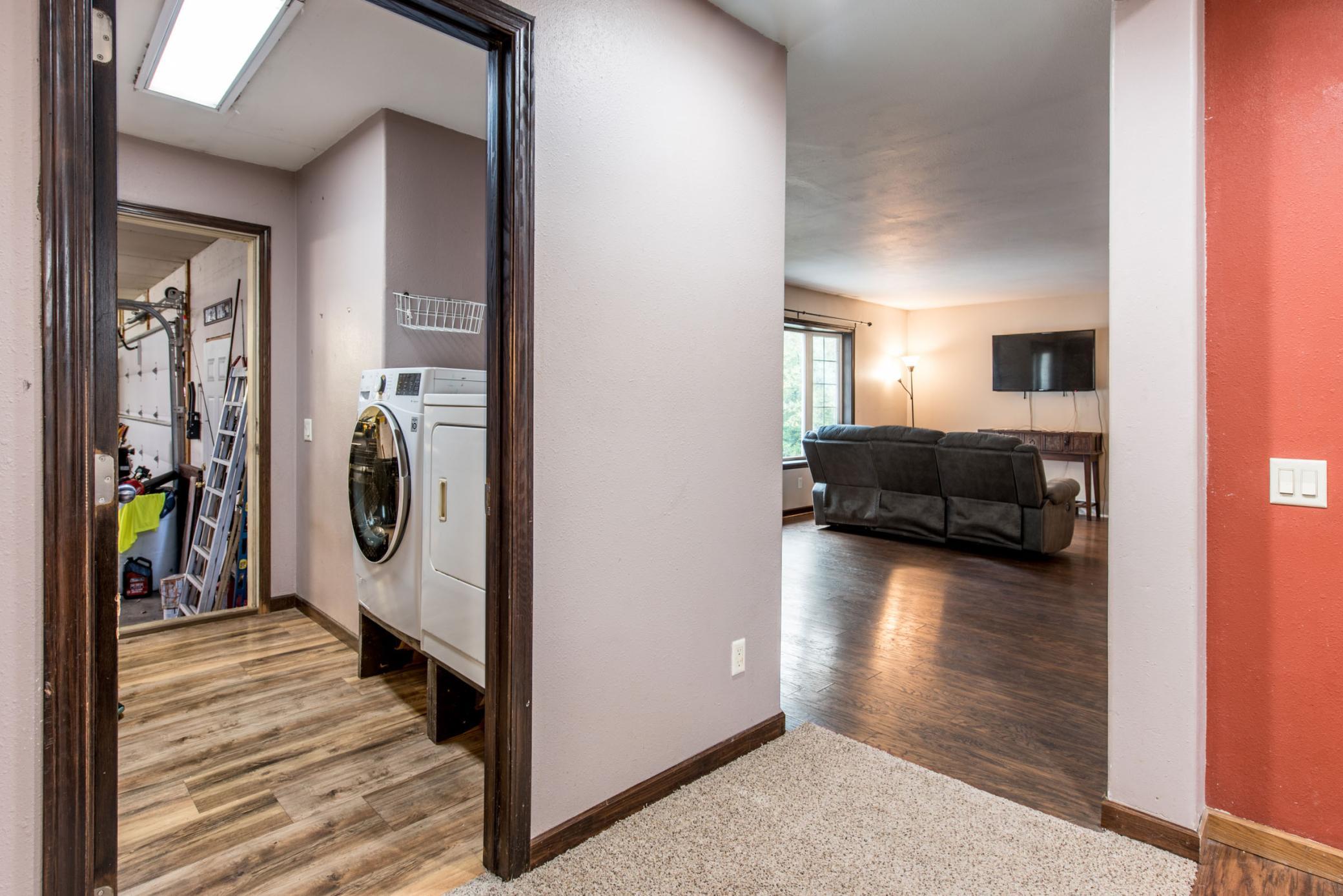 2006 single family home for sale at 2769 N Oaks Lane NW in Garfield, MN — 3 bed, 3 bath (photo 9 of 38)