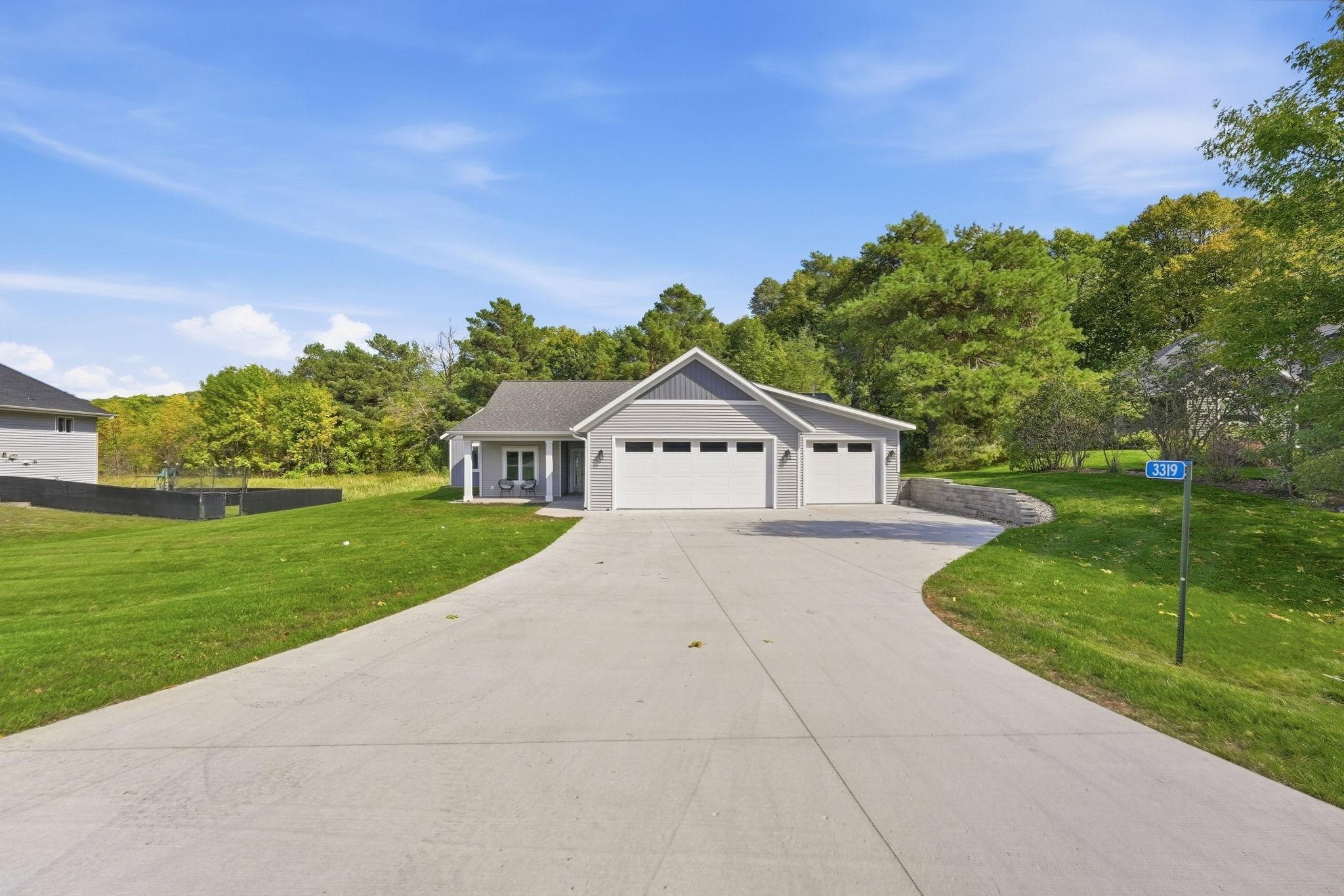 2022 single family home for sale at 3319 Lakecrest Road NE in Alexandria, MN — 2 bed, 2 bath (photo 2 of 57)
