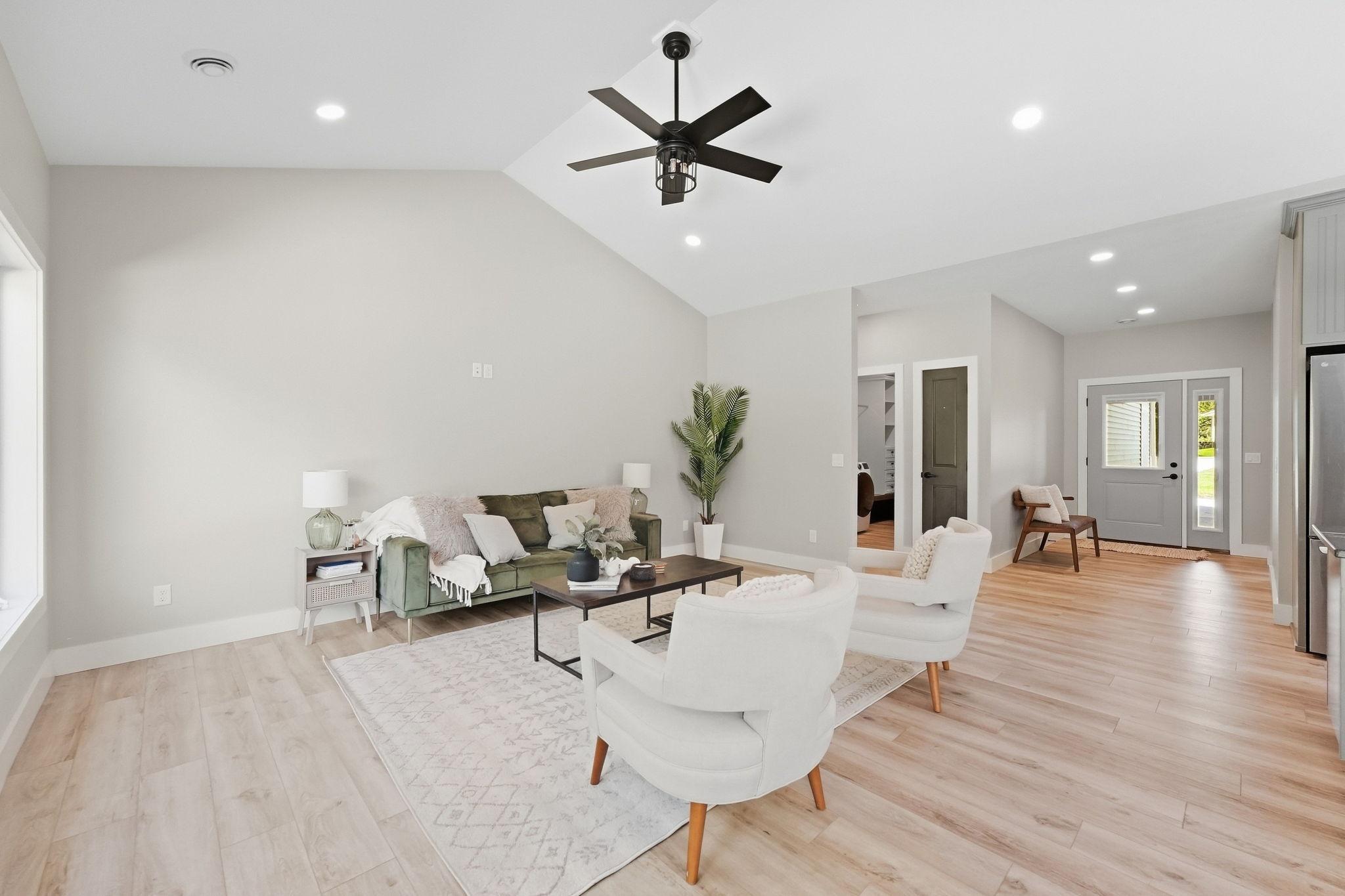 2022 single family home for sale at 3319 Lakecrest Road NE in Alexandria, MN — 2 bed, 2 bath (photo 14 of 57)