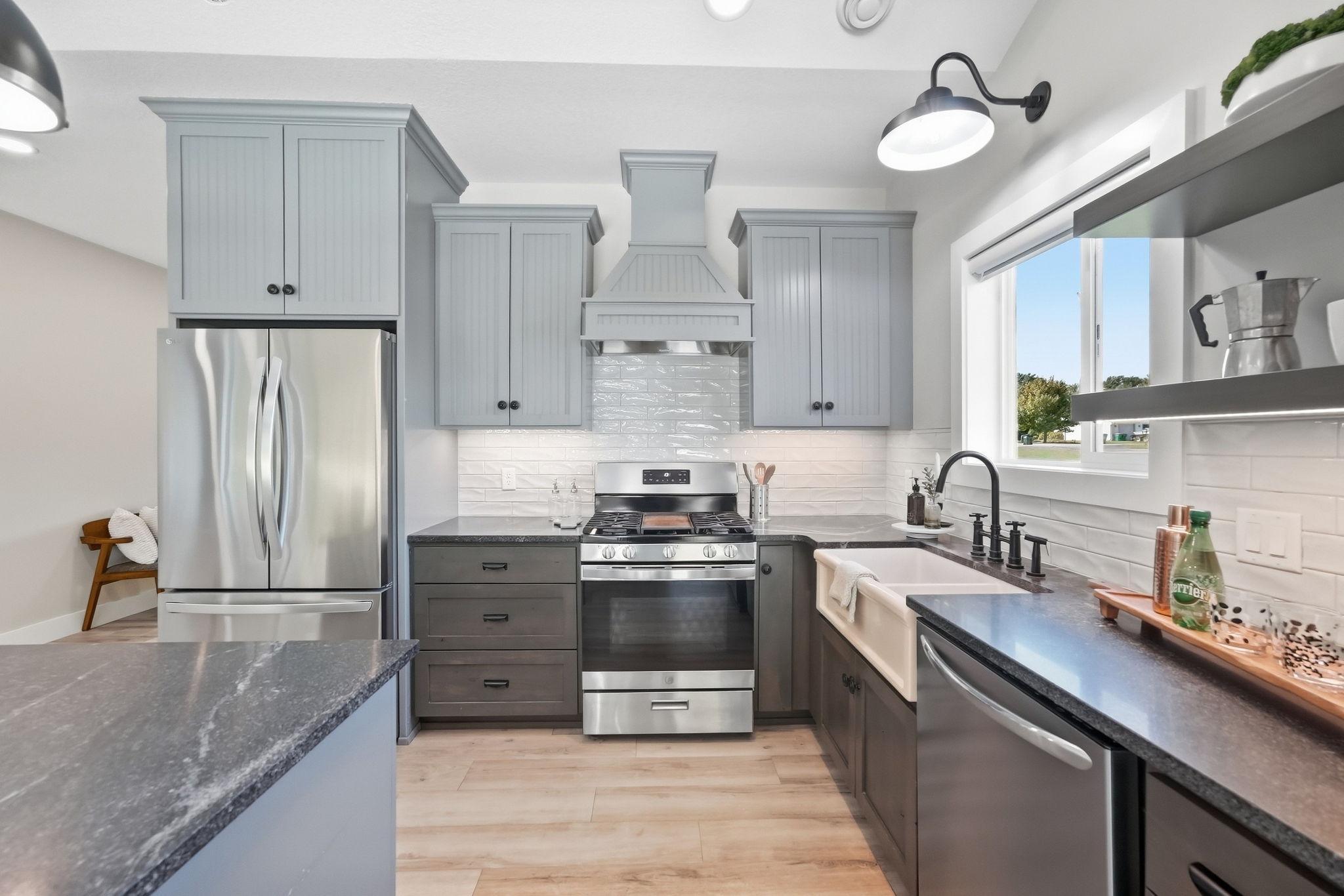 2022 single family home for sale at 3319 Lakecrest Road NE in Alexandria, MN — 2 bed, 2 bath (photo 20 of 57)