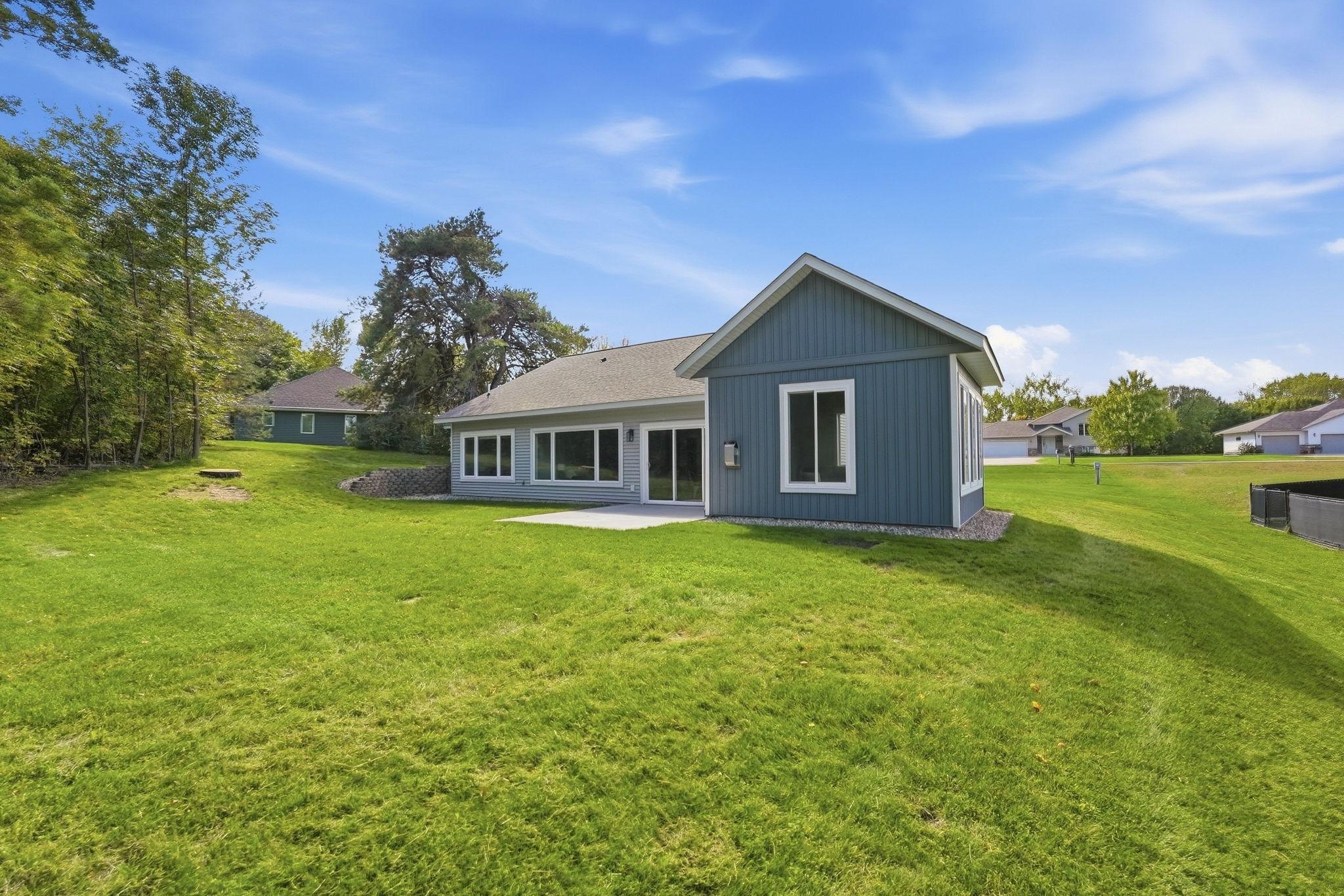 2022 single family home for sale at 3319 Lakecrest Road NE in Alexandria, MN — 2 bed, 2 bath (photo 3 of 57)