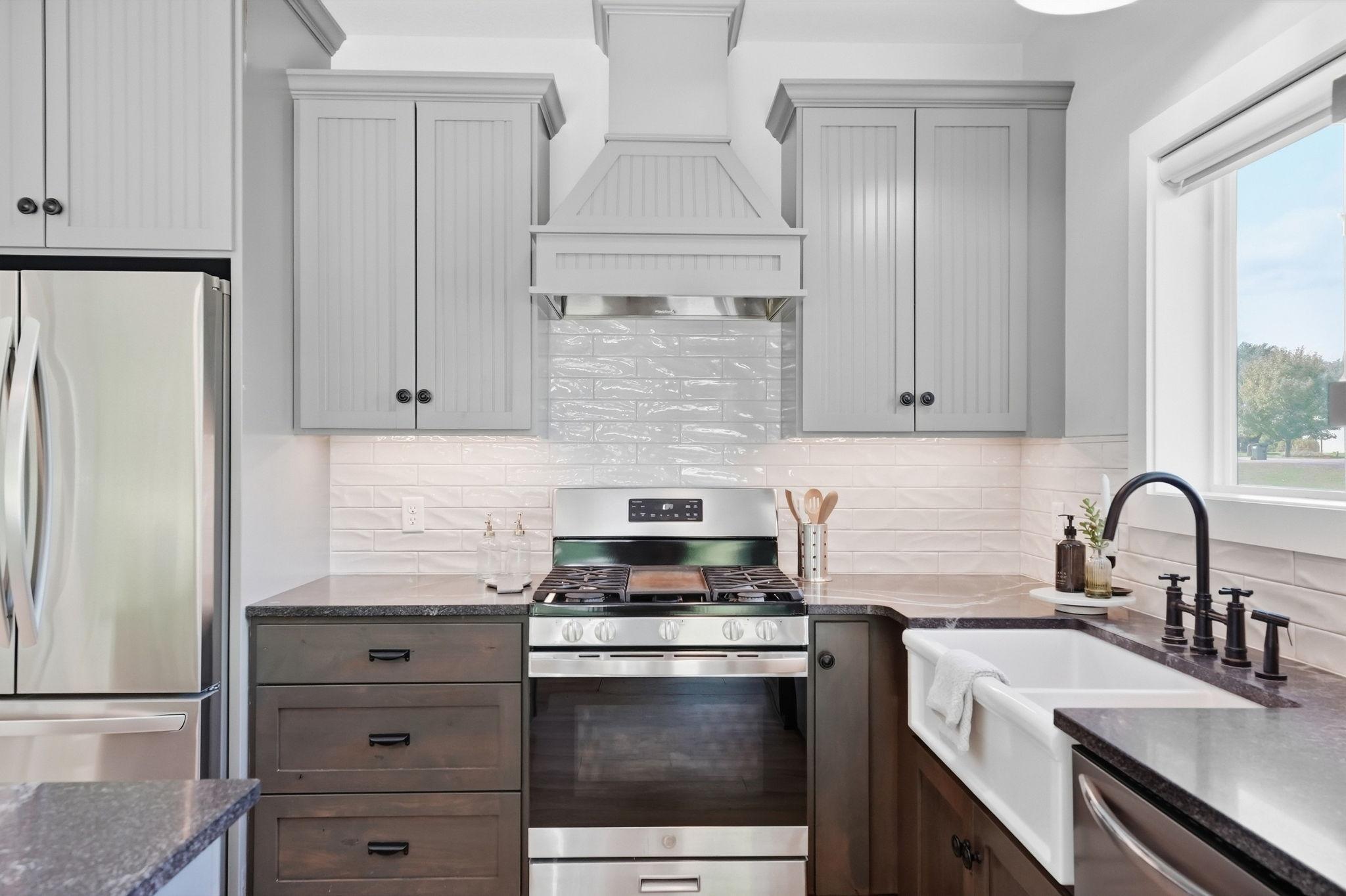 2022 single family home for sale at 3319 Lakecrest Road NE in Alexandria, MN — 2 bed, 2 bath (photo 21 of 57)