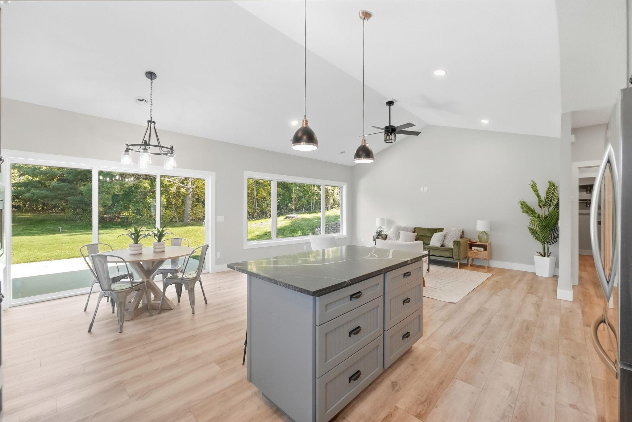 2022 single family home for sale at 3319 Lakecrest Road NE in Alexandria, MN — 2 bed, 2 bath (photo 25 of 57)