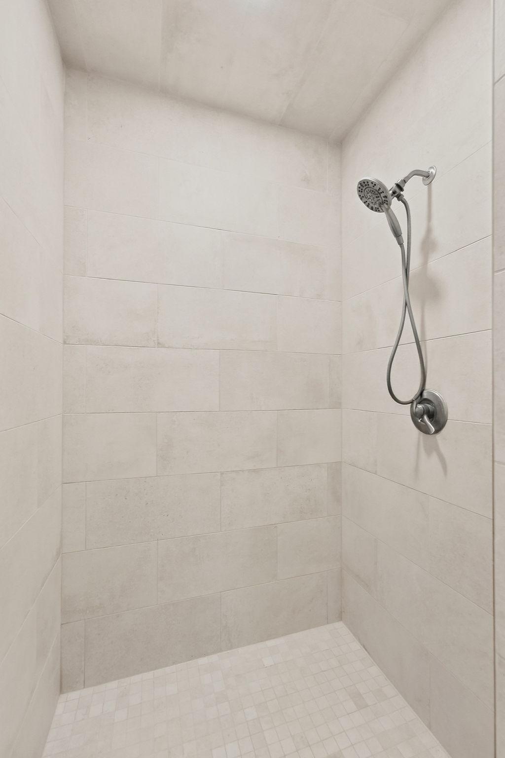 2022 single family home for sale at 3319 Lakecrest Road NE in Alexandria, MN — 2 bed, 2 bath (photo 31 of 57)