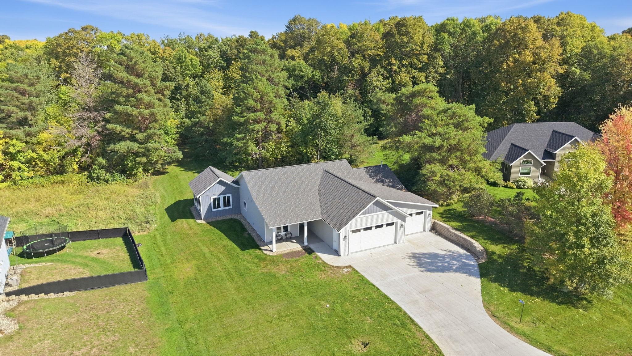 2022 single family home for sale at 3319 Lakecrest Road NE in Alexandria, MN — 2 bed, 2 bath (photo 49 of 57)
