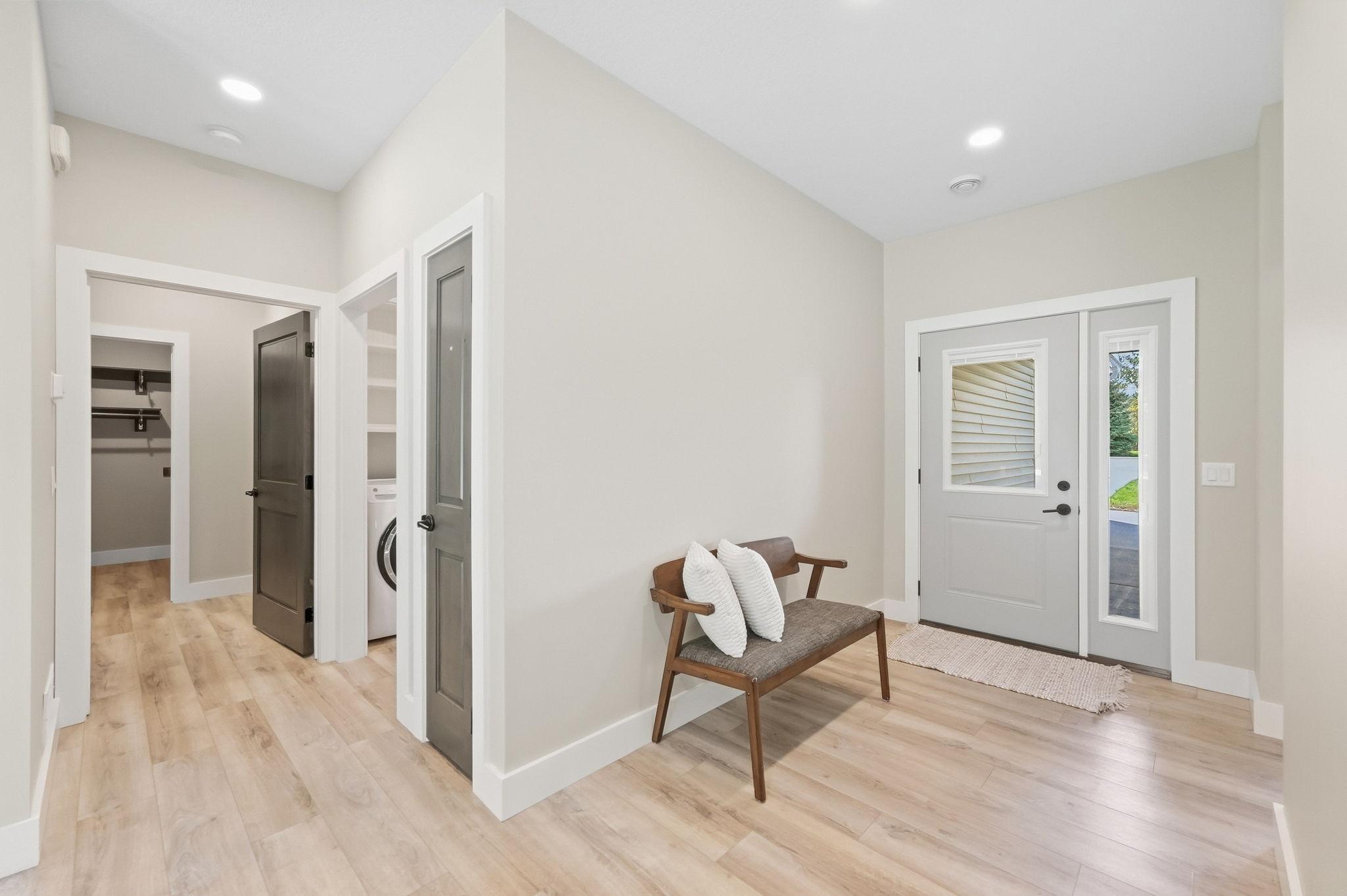 2022 single family home for sale at 3319 Lakecrest Road NE in Alexandria, MN — 2 bed, 2 bath (photo 7 of 57)