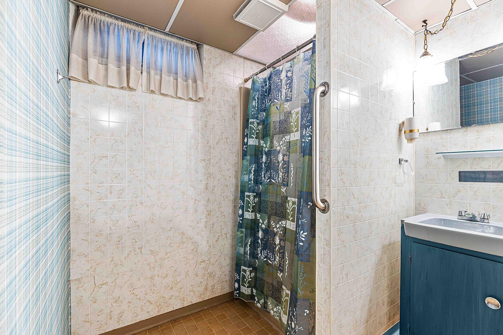 1964 single family home for sale at 208 Mickey Mouse Avenue S in Horace, ND — 4 bed, 2 bath (photo 33 of 54)