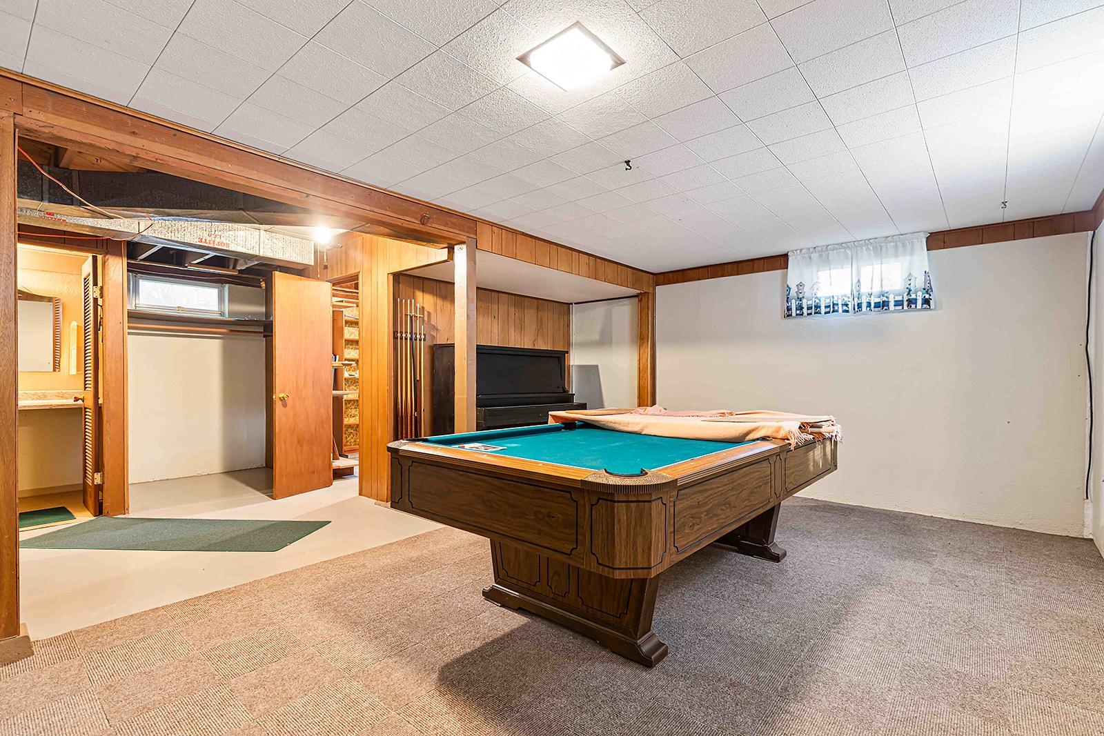 1964 single family home for sale at 208 Mickey Mouse Avenue S in Horace, ND — 4 bed, 2 bath (photo 42 of 54)