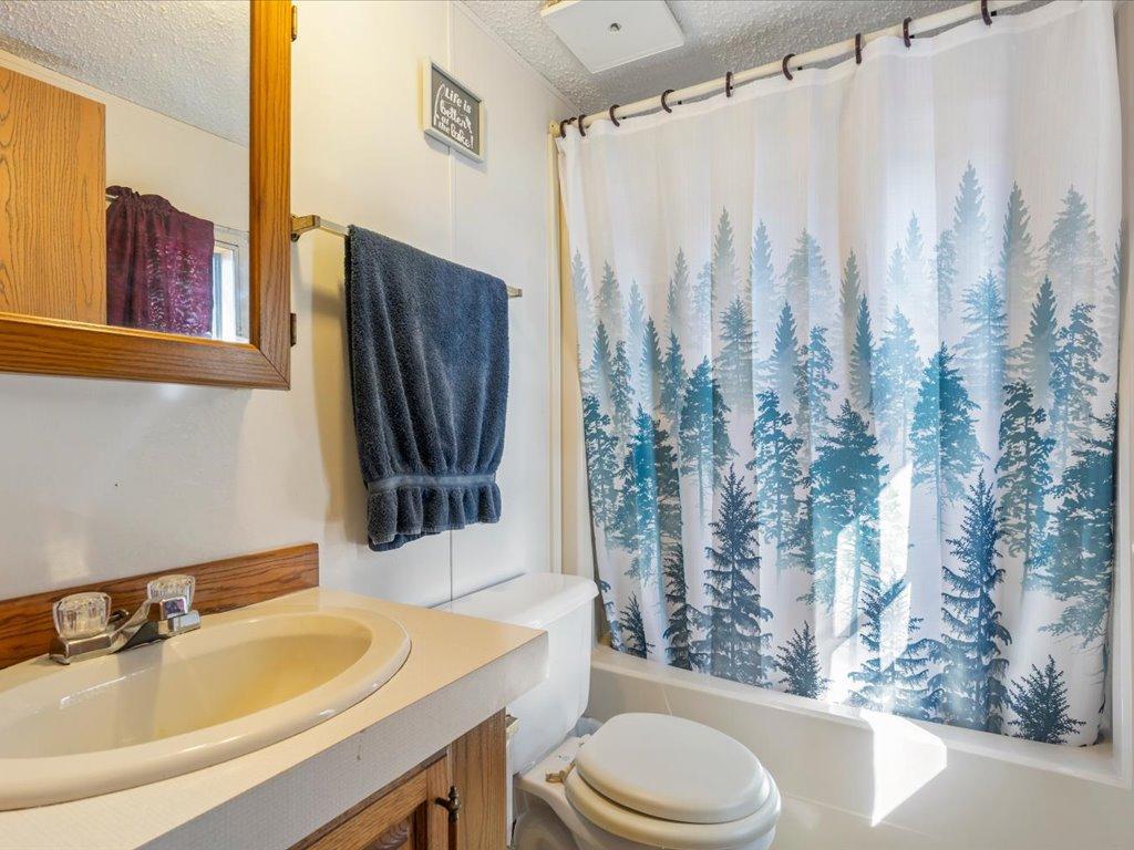 1992 single family home for sale at 8143 Meadow Lake Road SW in Motley, MN — 3 bed, 3 bath (photo 16 of 52)