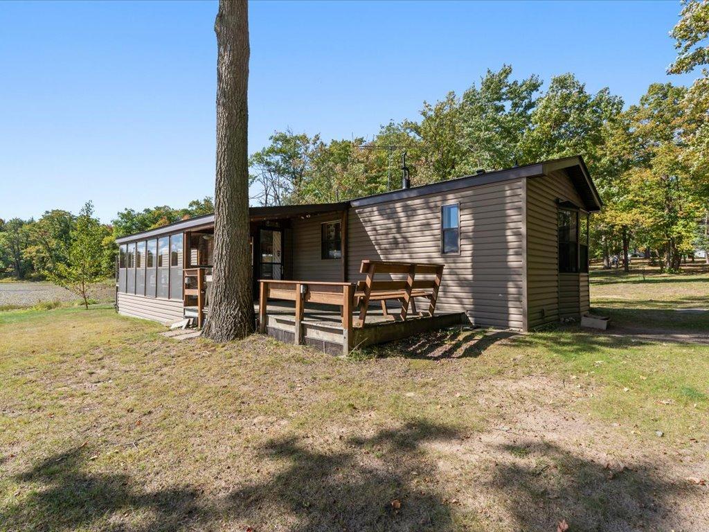 1992 single family home for sale at 8143 Meadow Lake Road SW in Motley, MN — 3 bed, 3 bath (photo 23 of 52)