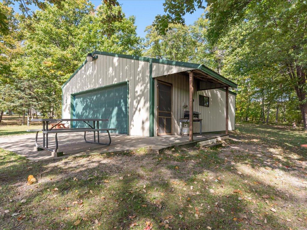 1992 single family home for sale at 8143 Meadow Lake Road SW in Motley, MN — 3 bed, 3 bath (photo 27 of 52)