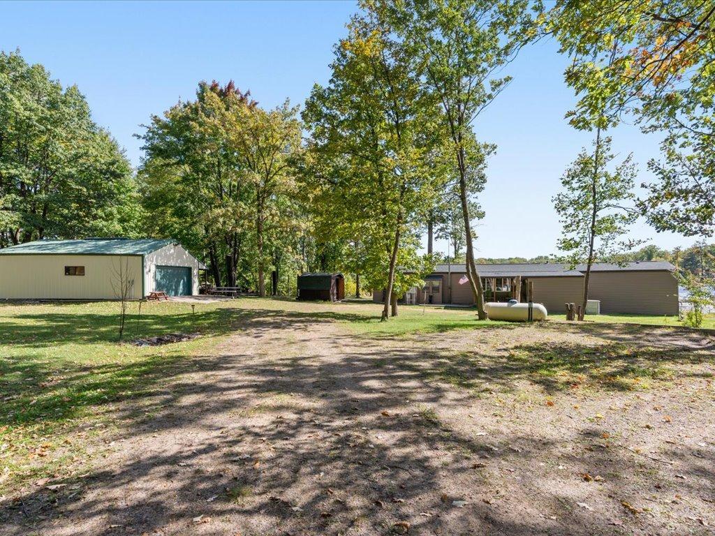1992 single family home for sale at 8143 Meadow Lake Road SW in Motley, MN — 3 bed, 3 bath (photo 31 of 52)