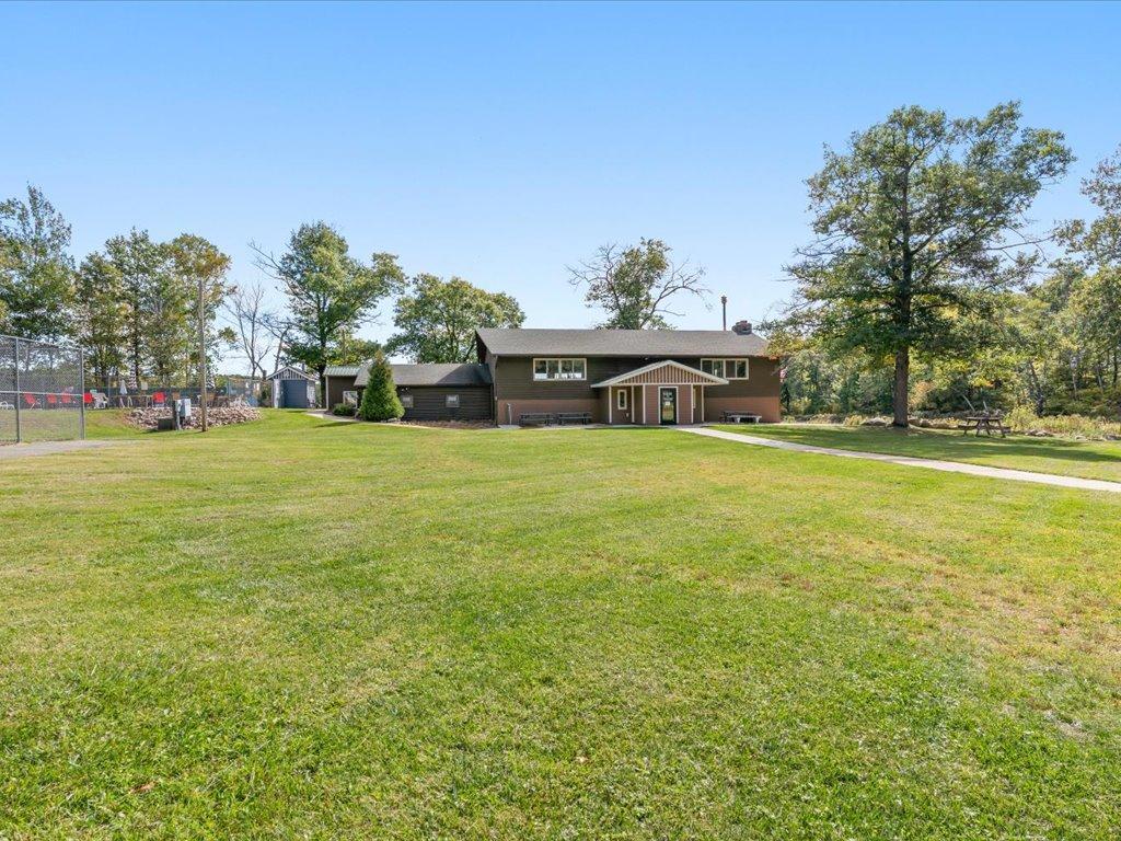 1992 single family home for sale at 8143 Meadow Lake Road SW in Motley, MN — 3 bed, 3 bath (photo 38 of 52)