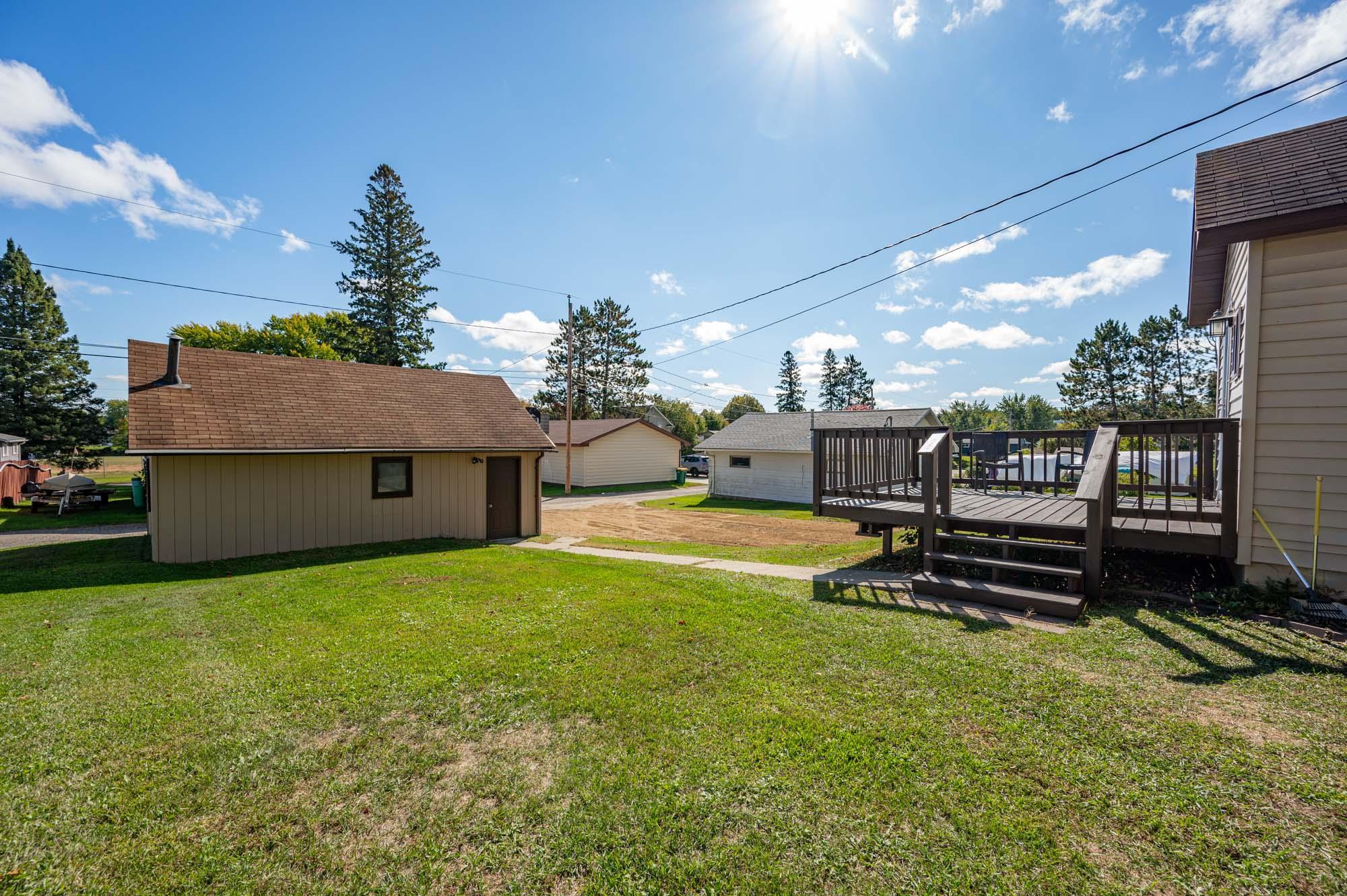 1920 single family home for sale at 206 Dudley Avenue in Coleraine, MN — 2 bed, 2 bath (photo 20 of 26)
