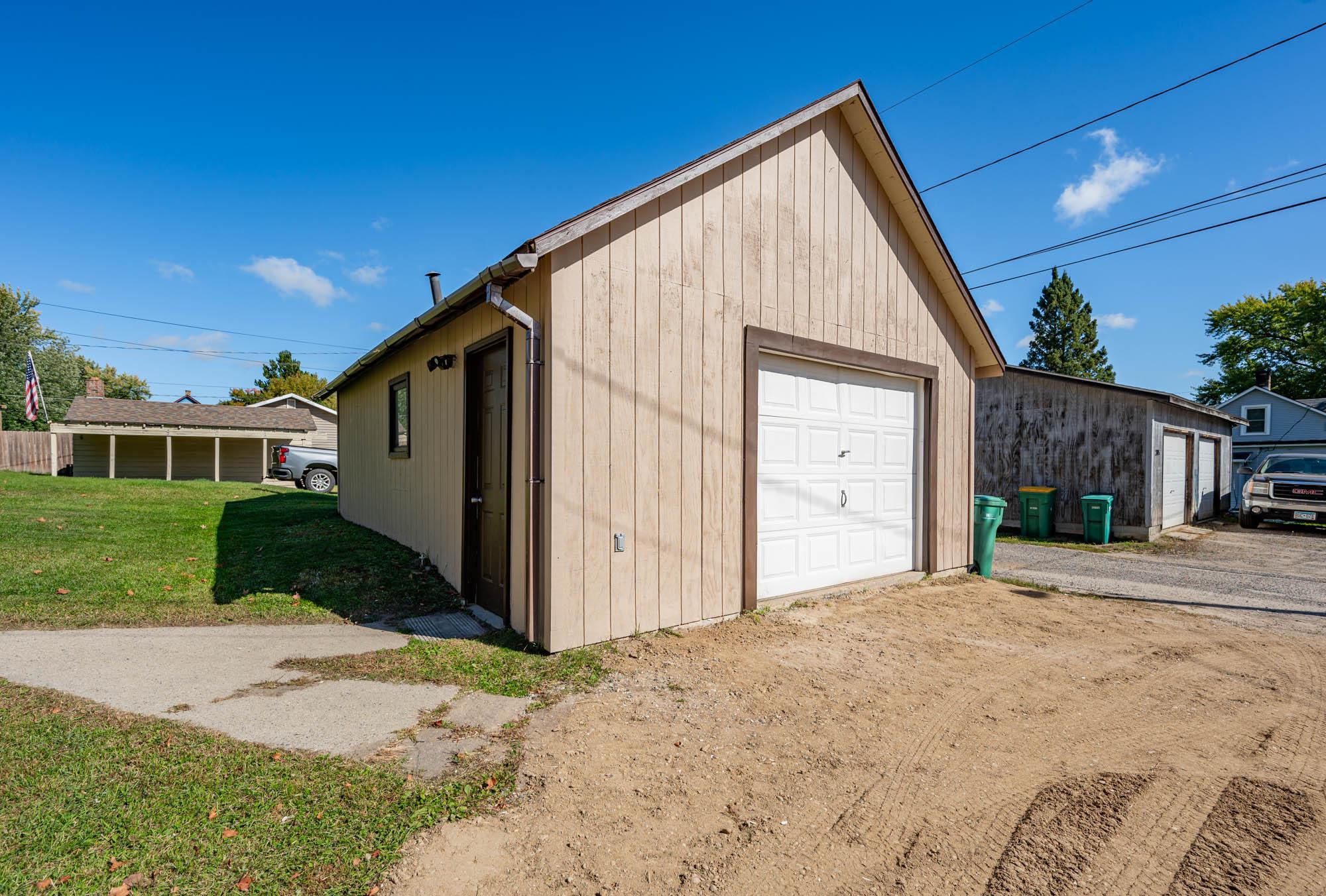 1920 single family home for sale at 206 Dudley Avenue in Coleraine, MN — 2 bed, 2 bath (photo 26 of 26)