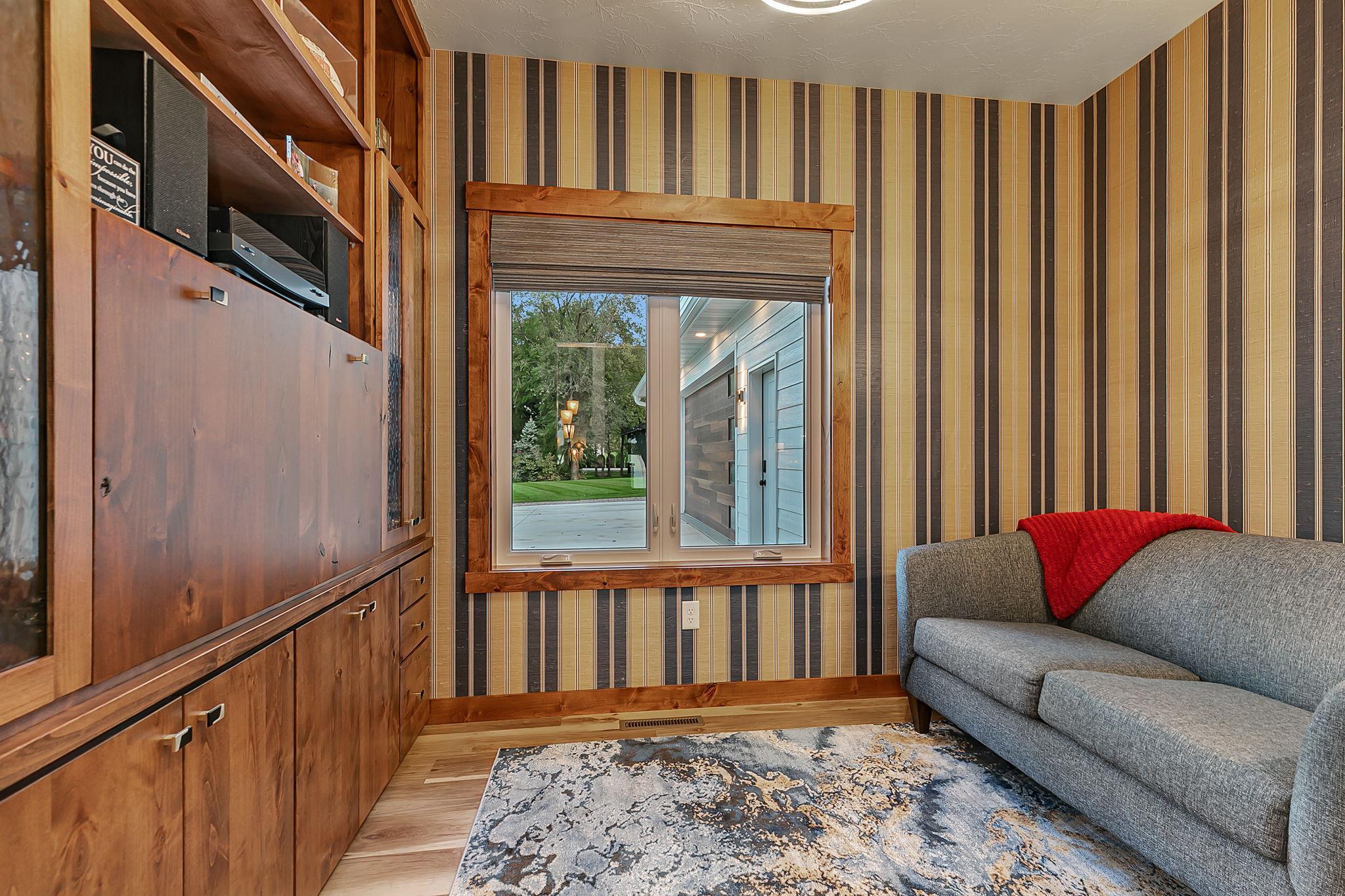 2025 single family home for sale at 3304 Latoka Beach Road SW in Alexandria, MN — 3 bed, 3 bath (photo 34 of 100)