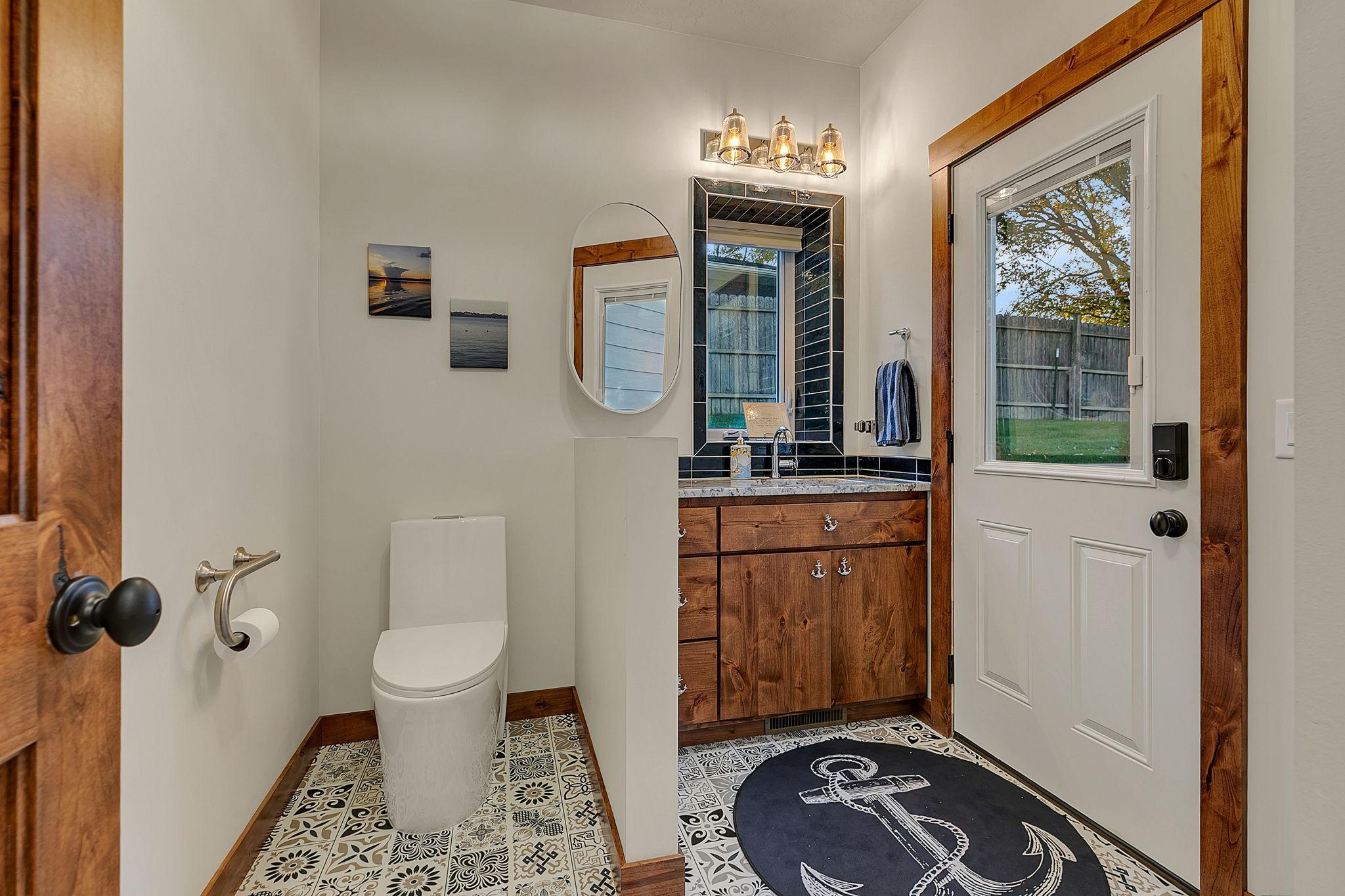 2025 single family home for sale at 3304 Latoka Beach Road SW in Alexandria, MN — 3 bed, 3 bath (photo 49 of 100)