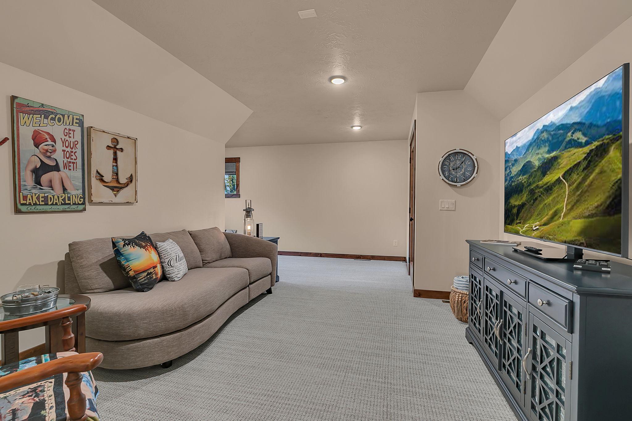 2025 single family home for sale at 3304 Latoka Beach Road SW in Alexandria, MN — 3 bed, 3 bath (photo 53 of 100)