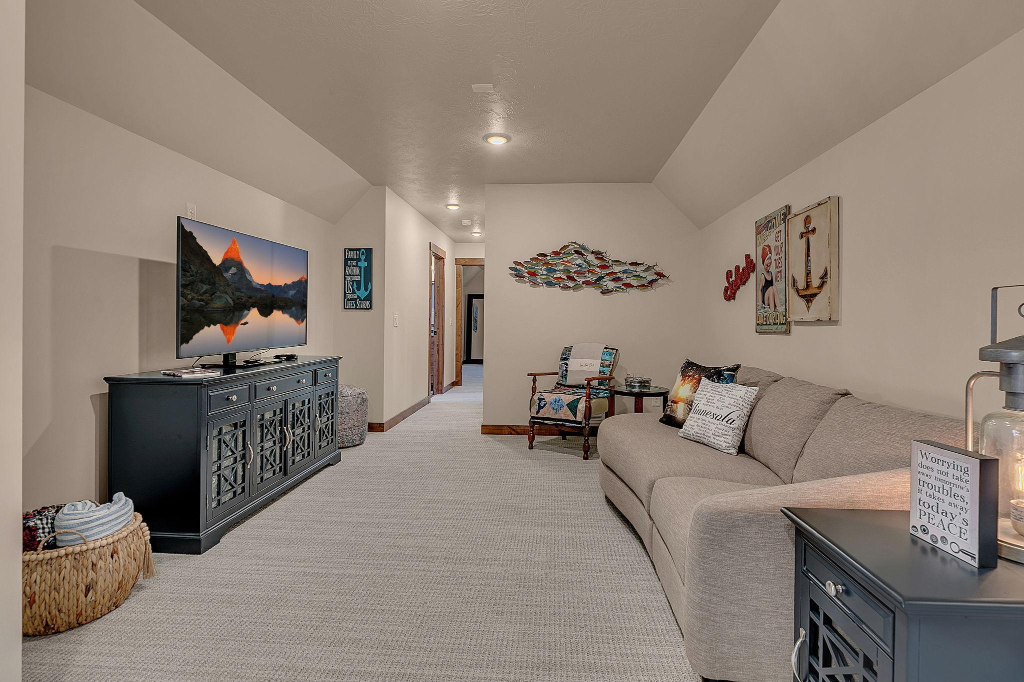 2025 single family home for sale at 3304 Latoka Beach Road SW in Alexandria, MN — 3 bed, 3 bath (photo 54 of 100)