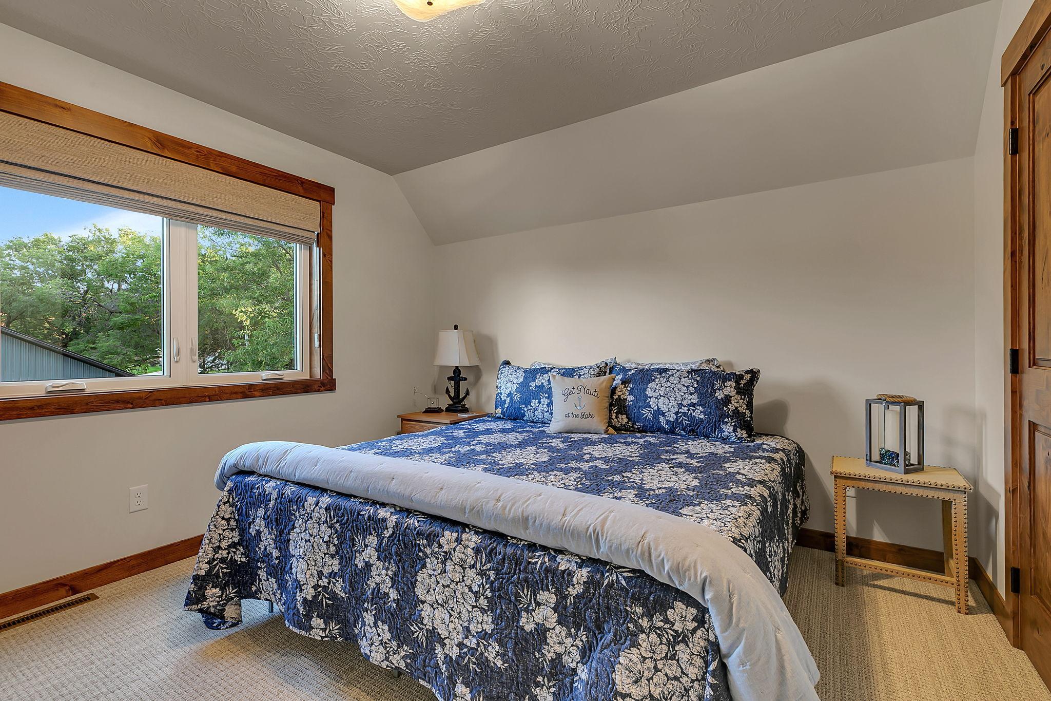 2025 single family home for sale at 3304 Latoka Beach Road SW in Alexandria, MN — 3 bed, 3 bath (photo 57 of 100)