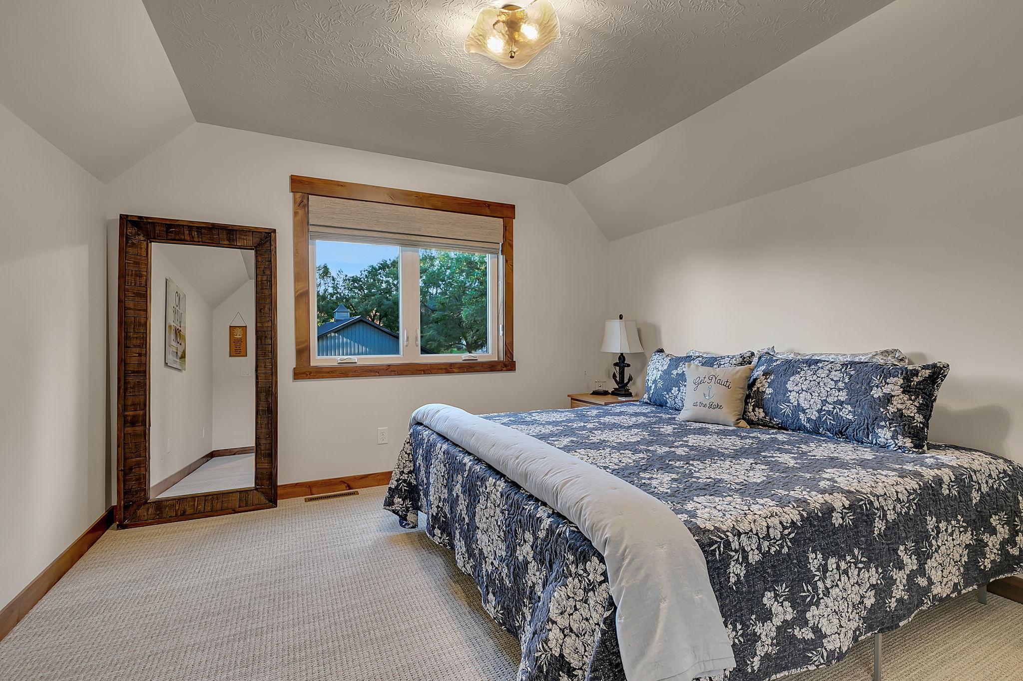 2025 single family home for sale at 3304 Latoka Beach Road SW in Alexandria, MN — 3 bed, 3 bath (photo 58 of 100)