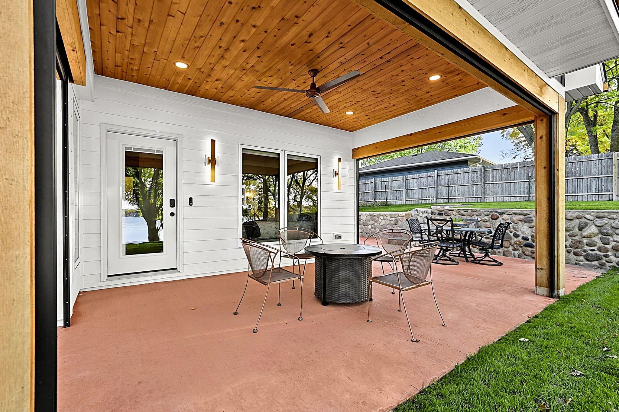 2025 single family home for sale at 3304 Latoka Beach Road SW in Alexandria, MN — 3 bed, 3 bath (photo 68 of 100)