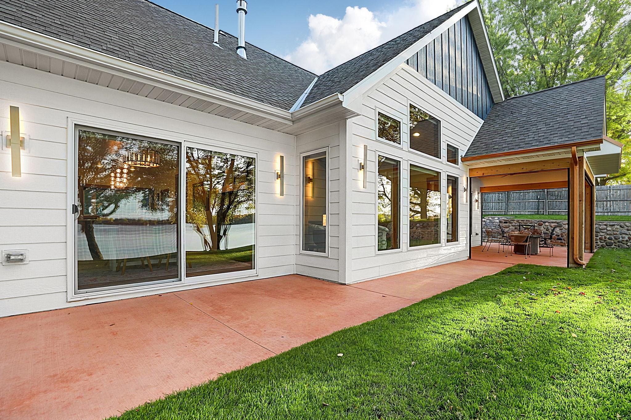 2025 single family home for sale at 3304 Latoka Beach Road SW in Alexandria, MN — 3 bed, 3 bath (photo 69 of 100)