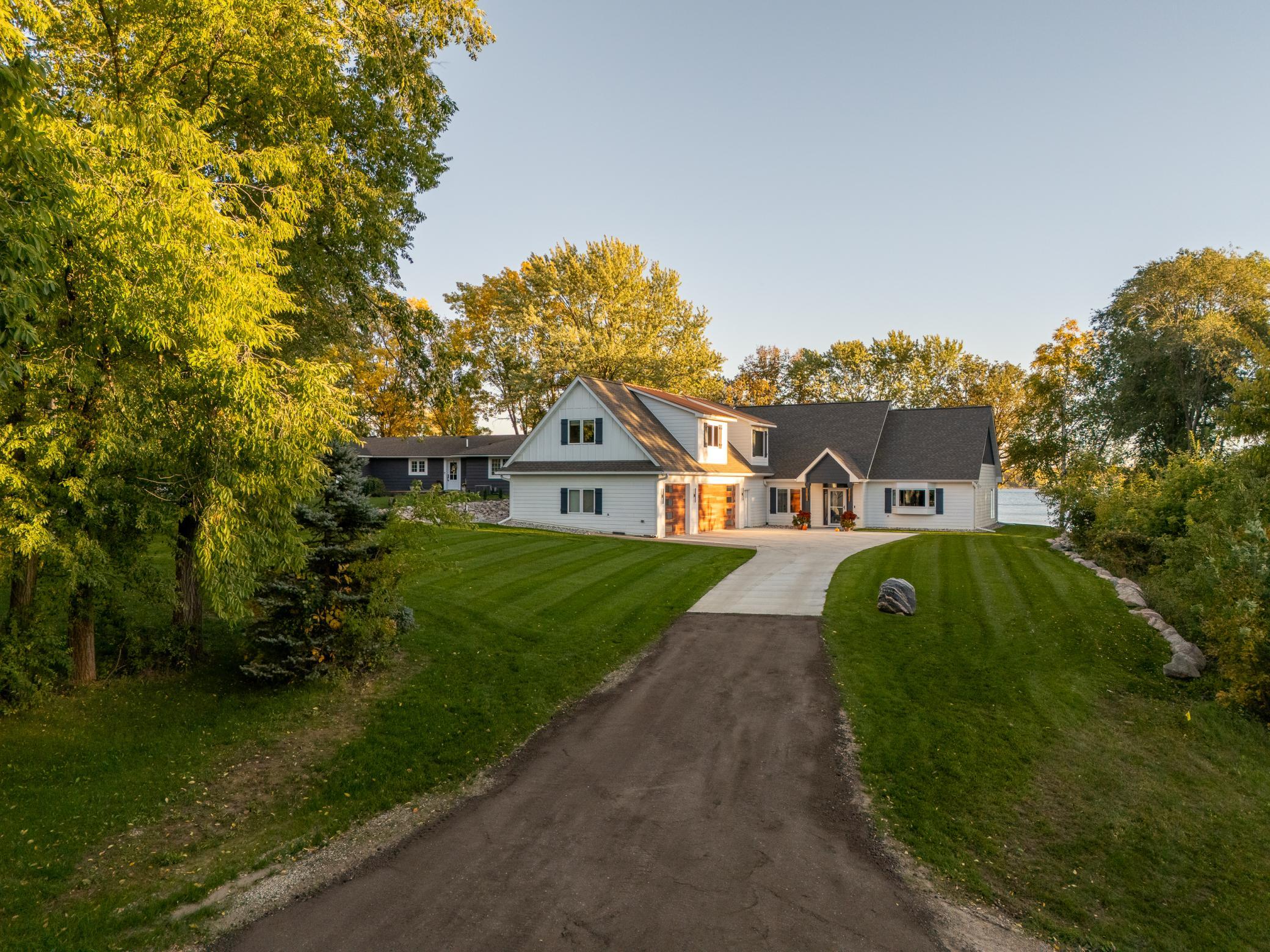 2025 single family home for sale at 3304 Latoka Beach Road SW in Alexandria, MN — 3 bed, 3 bath (photo 78 of 100)